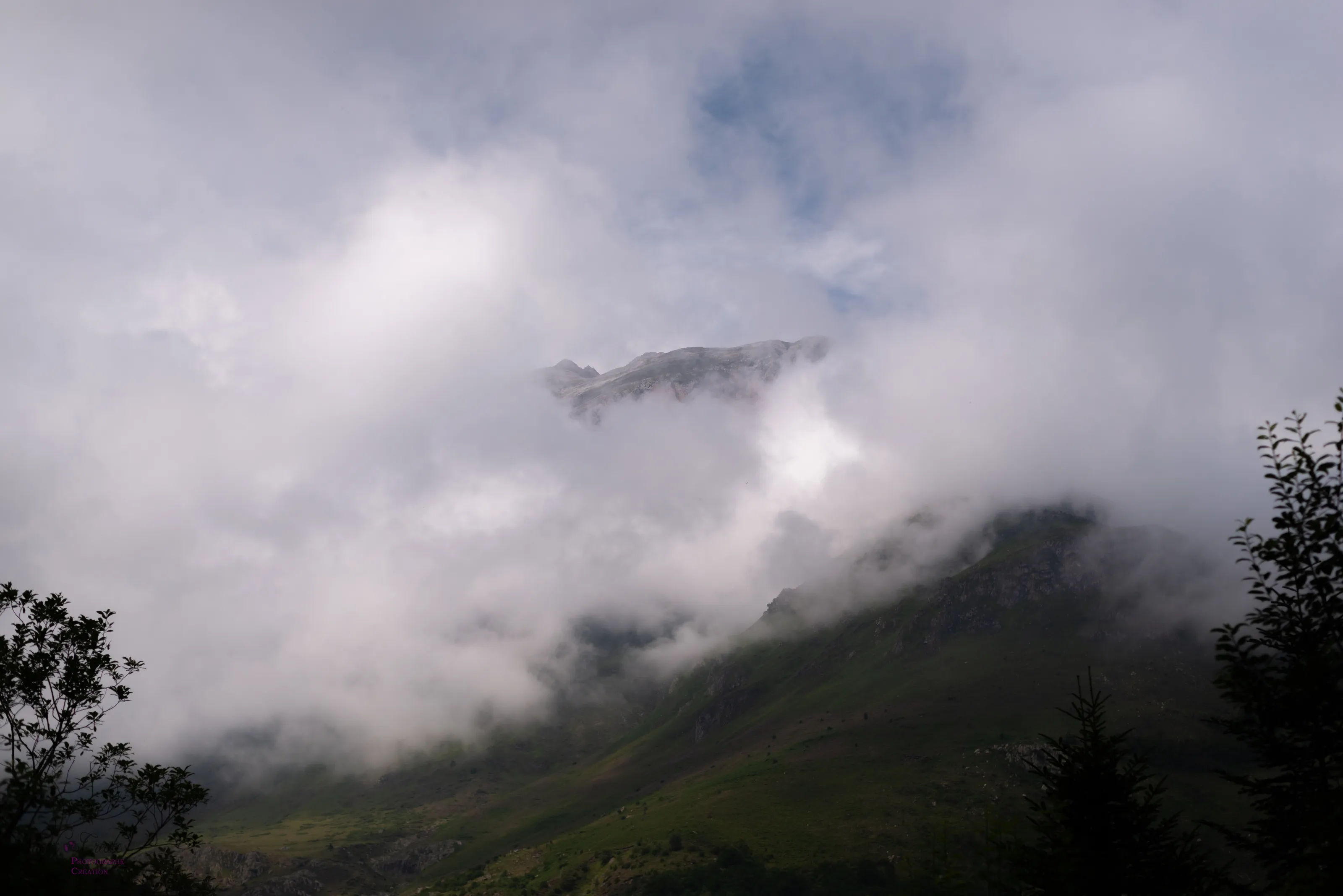 Dans les nuages