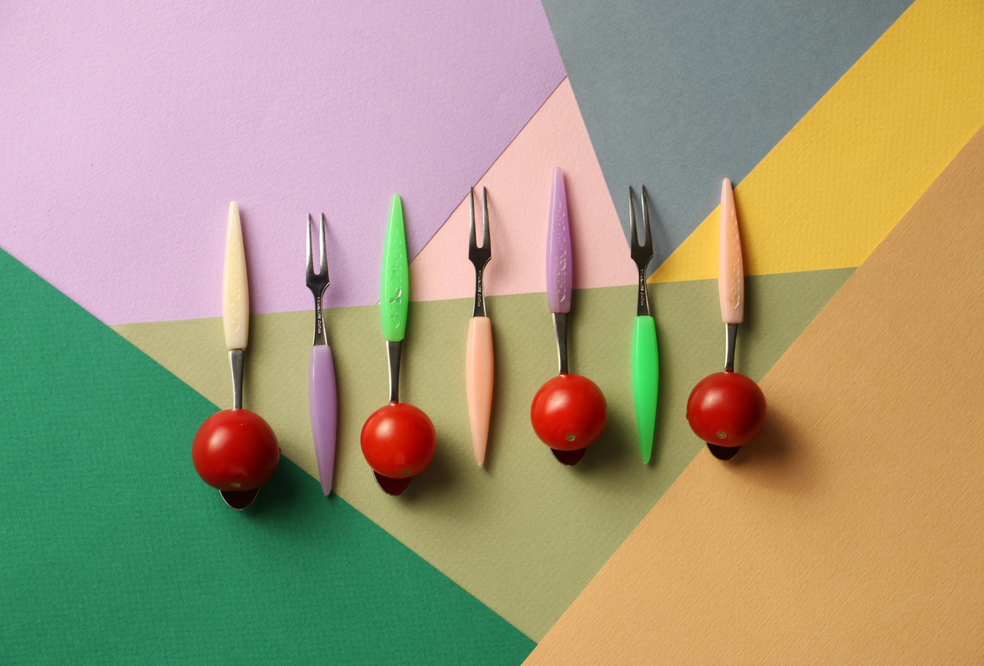 Play With Colors!