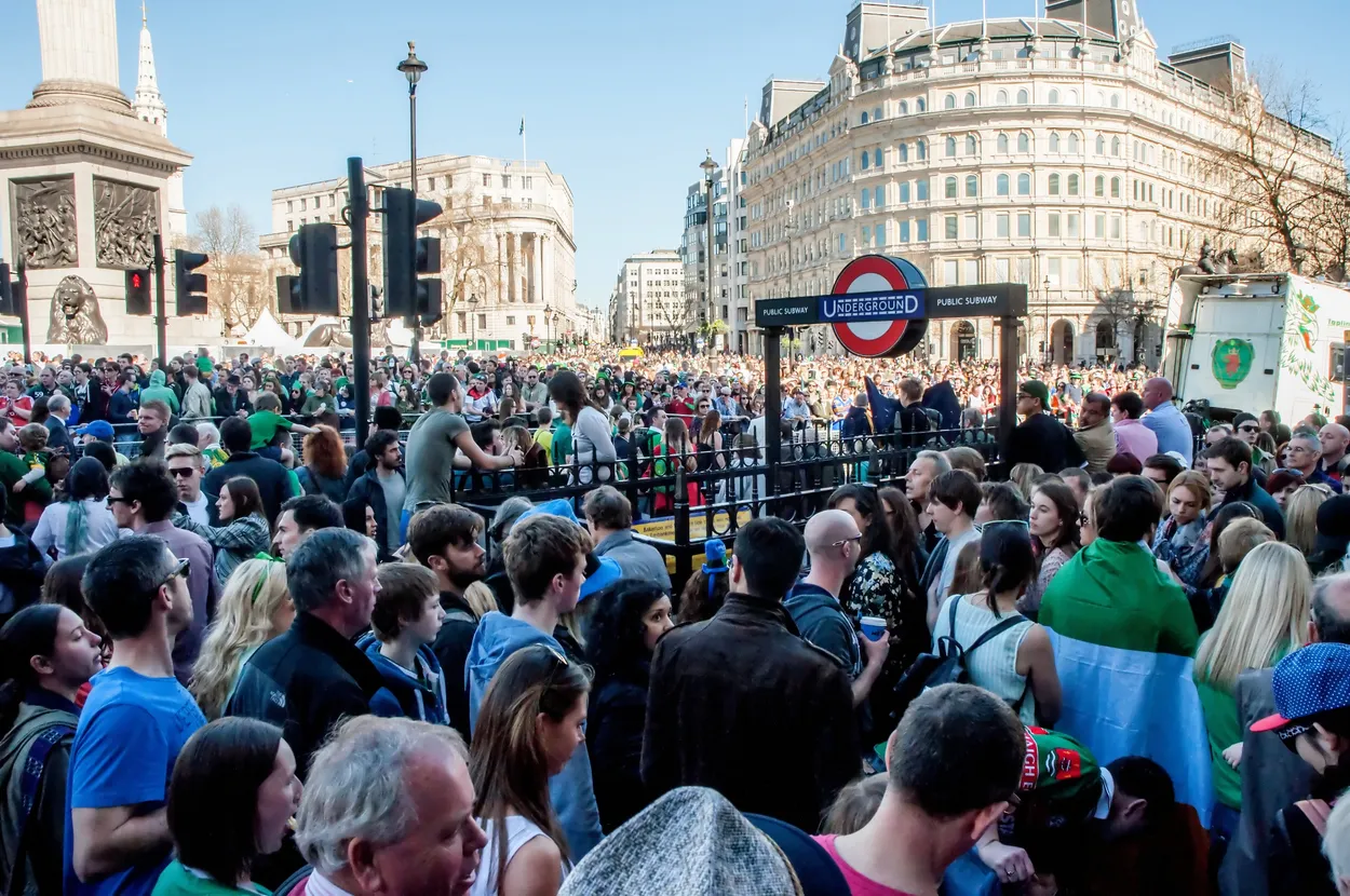 Entry 27587