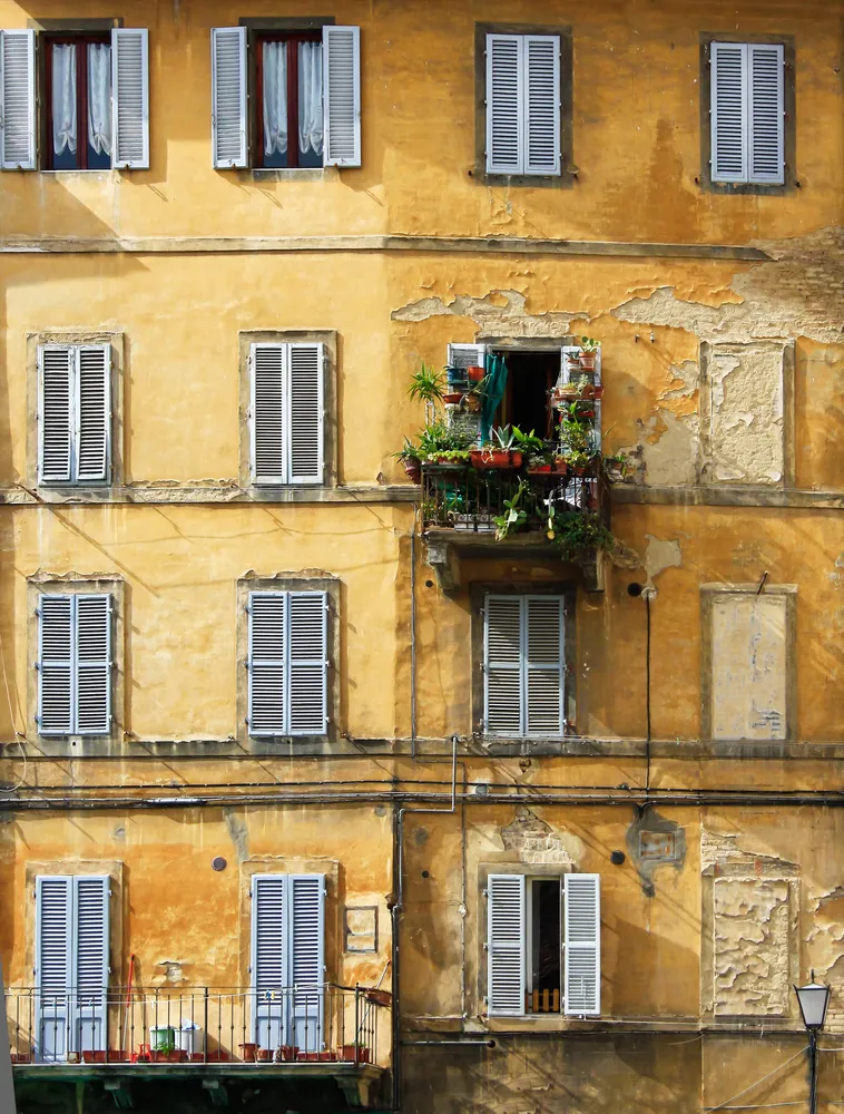 Italian way of stepping out