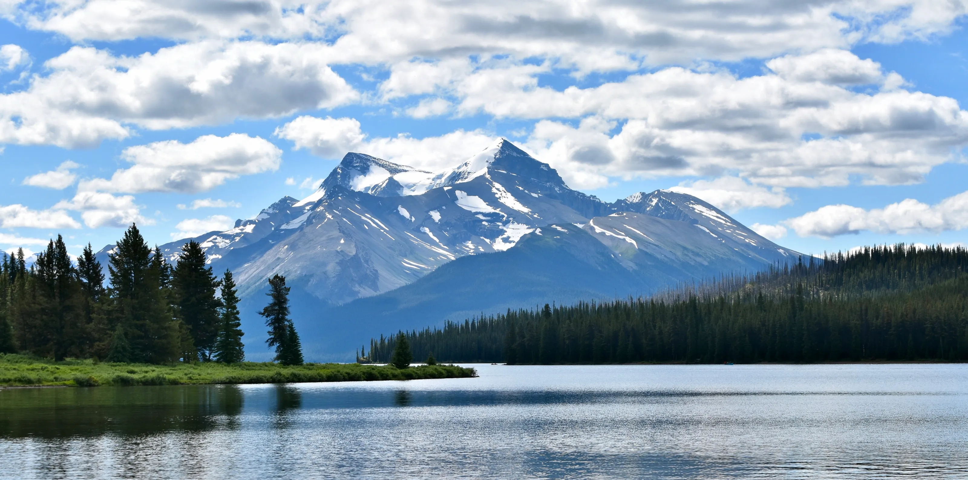 Lake Maligne