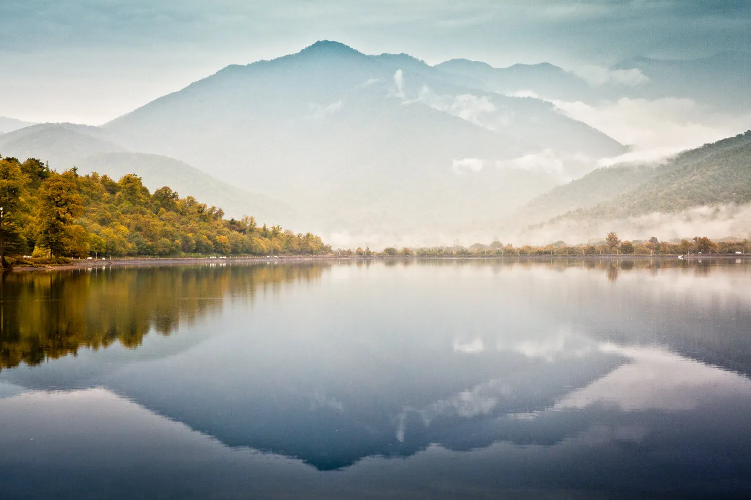 Kvareli lake, Georgia