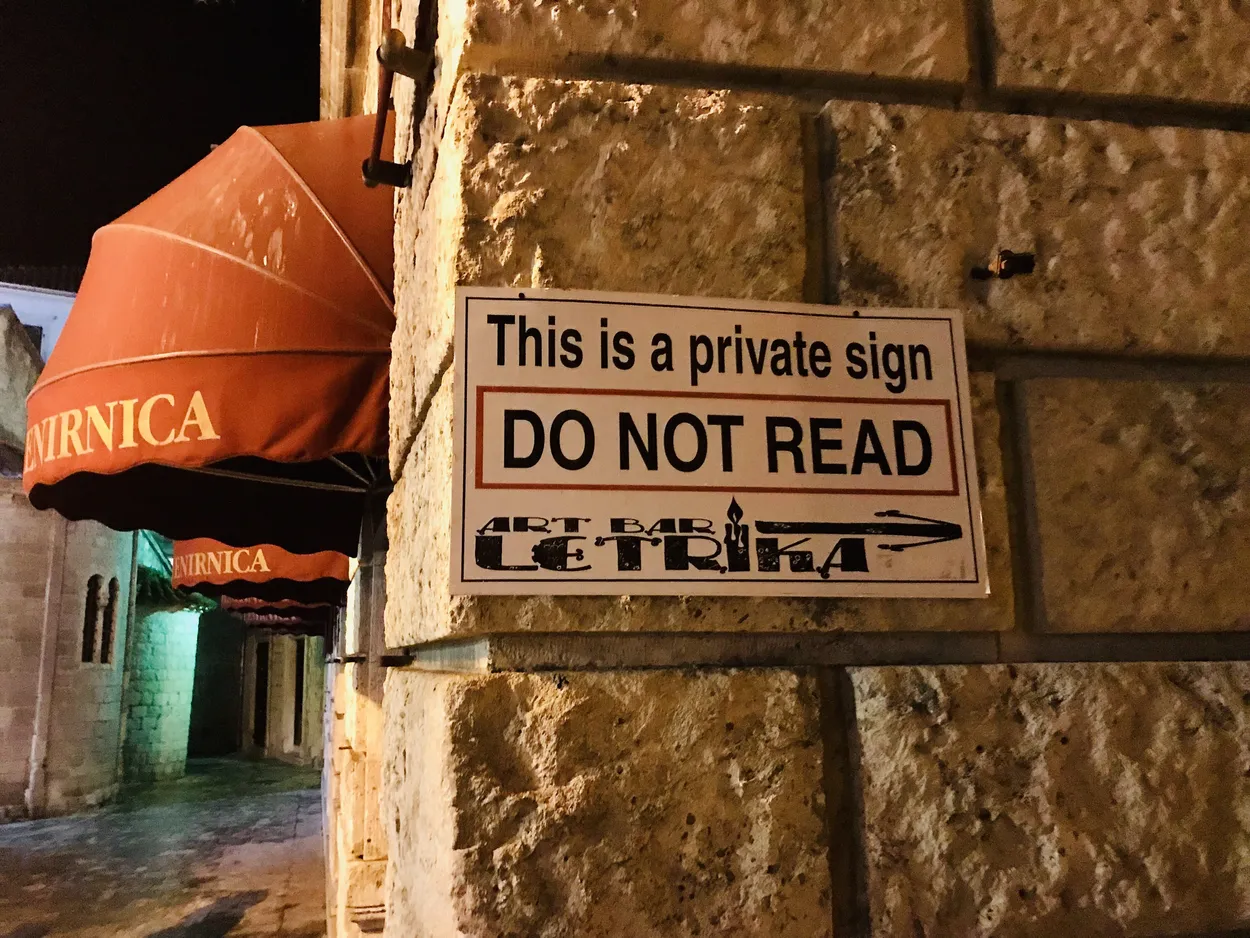 Entry 8891302