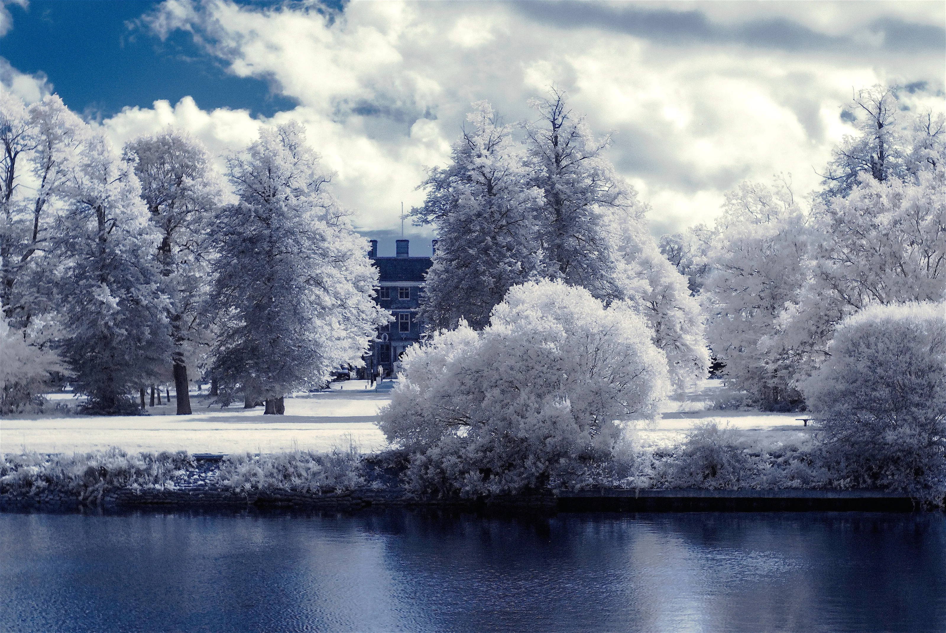 White Christmas in summer time