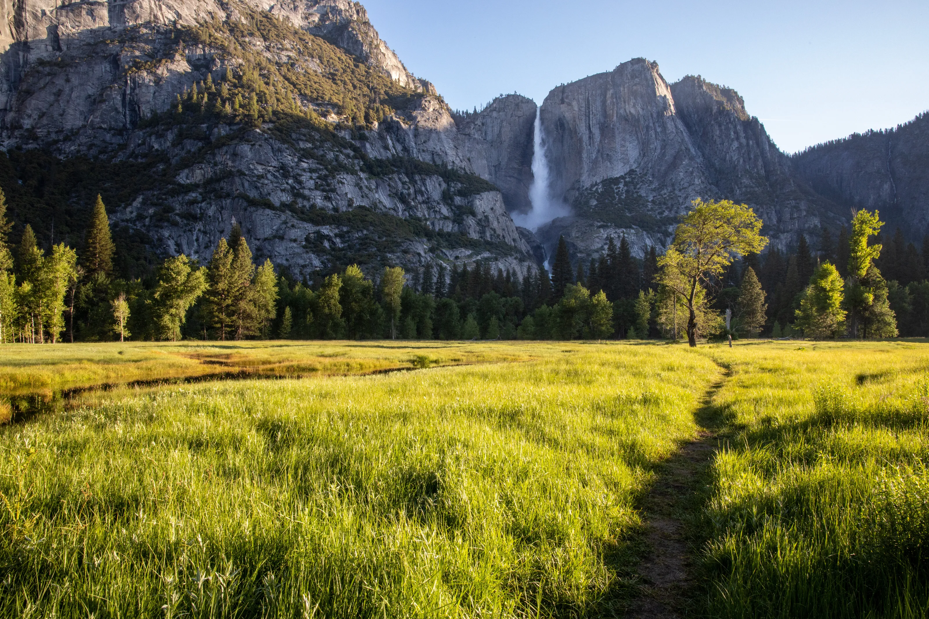 morning in the valley
