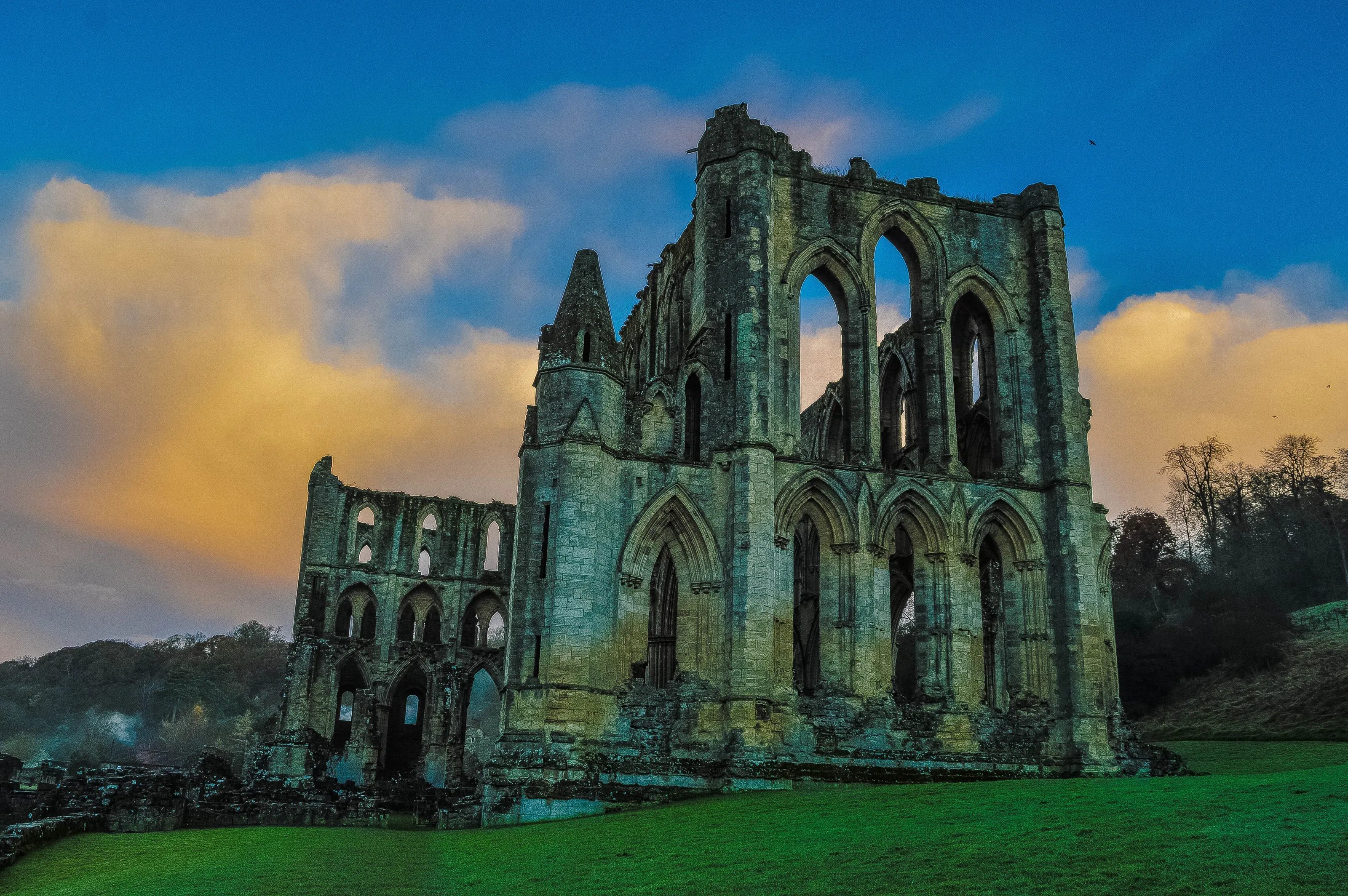 Winters Sunrise at Rievaulx Abbey