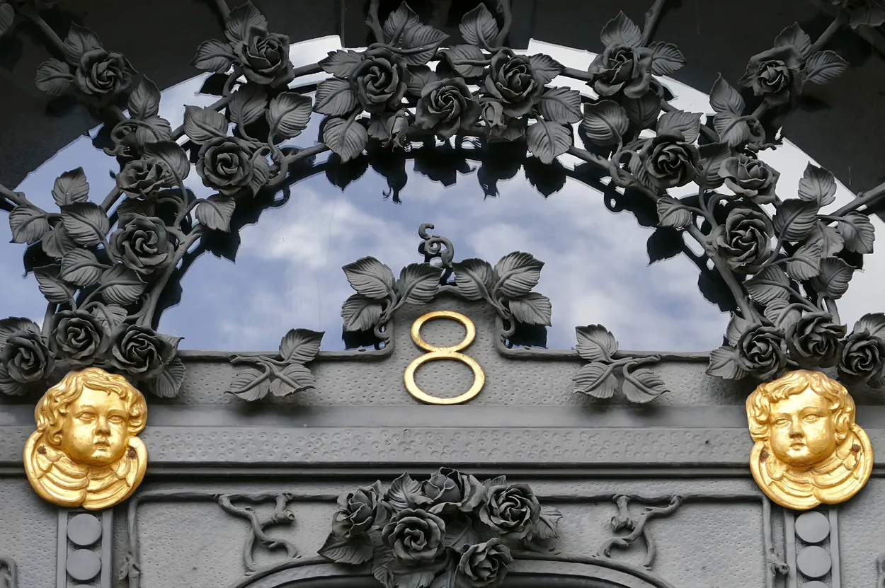 Entry 14039369