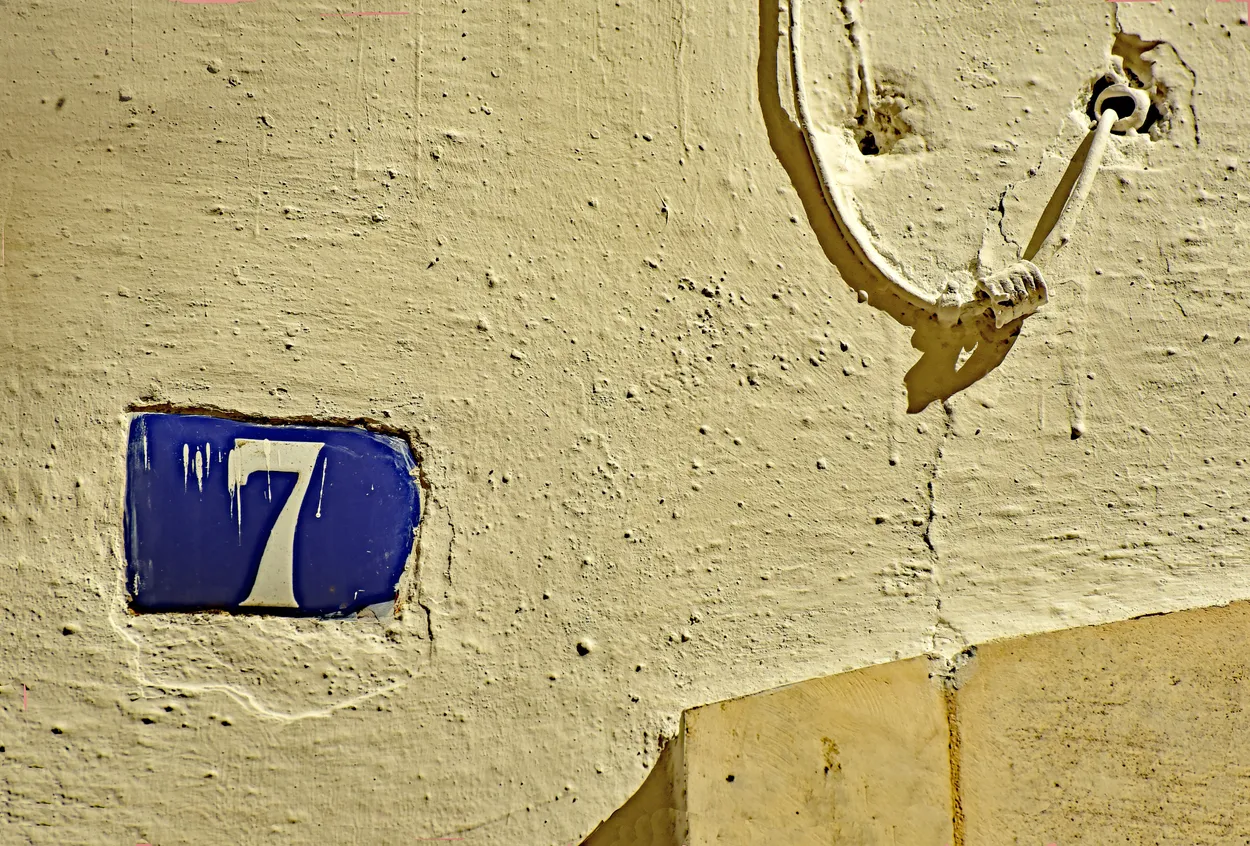 Entry 6849324