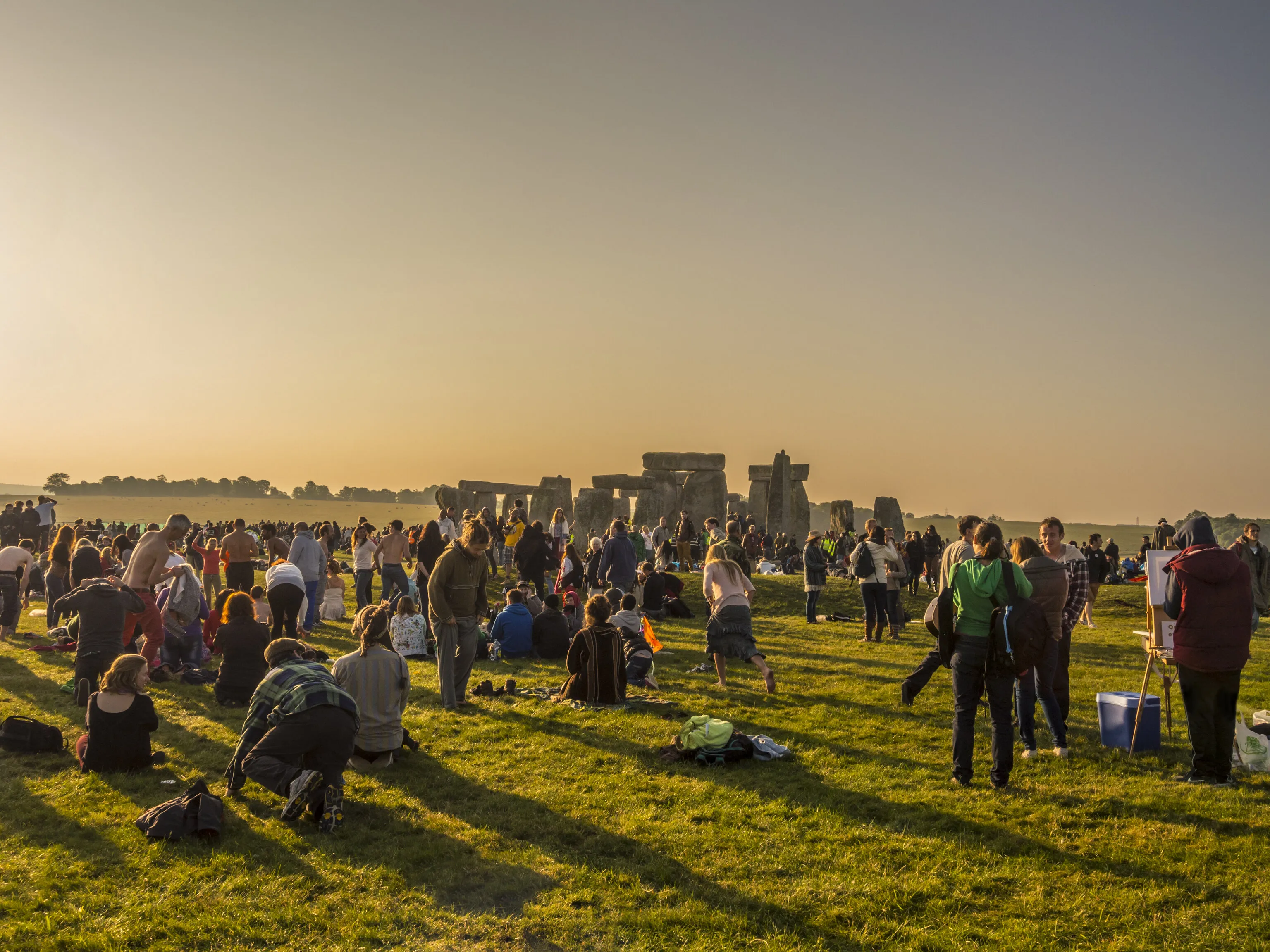 Painting Stonehenge at sunrise