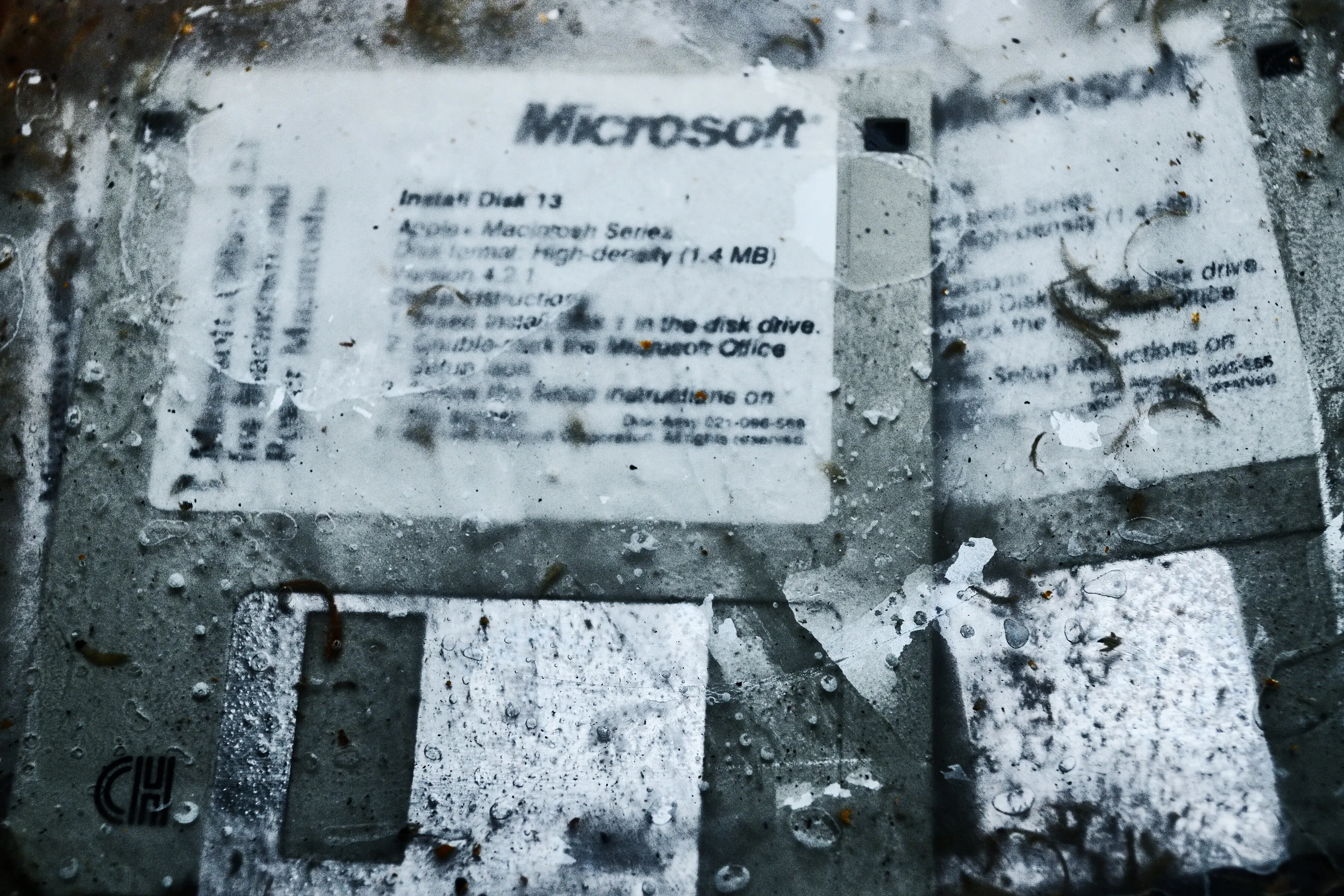 Floppy disk on Cryogenic state
