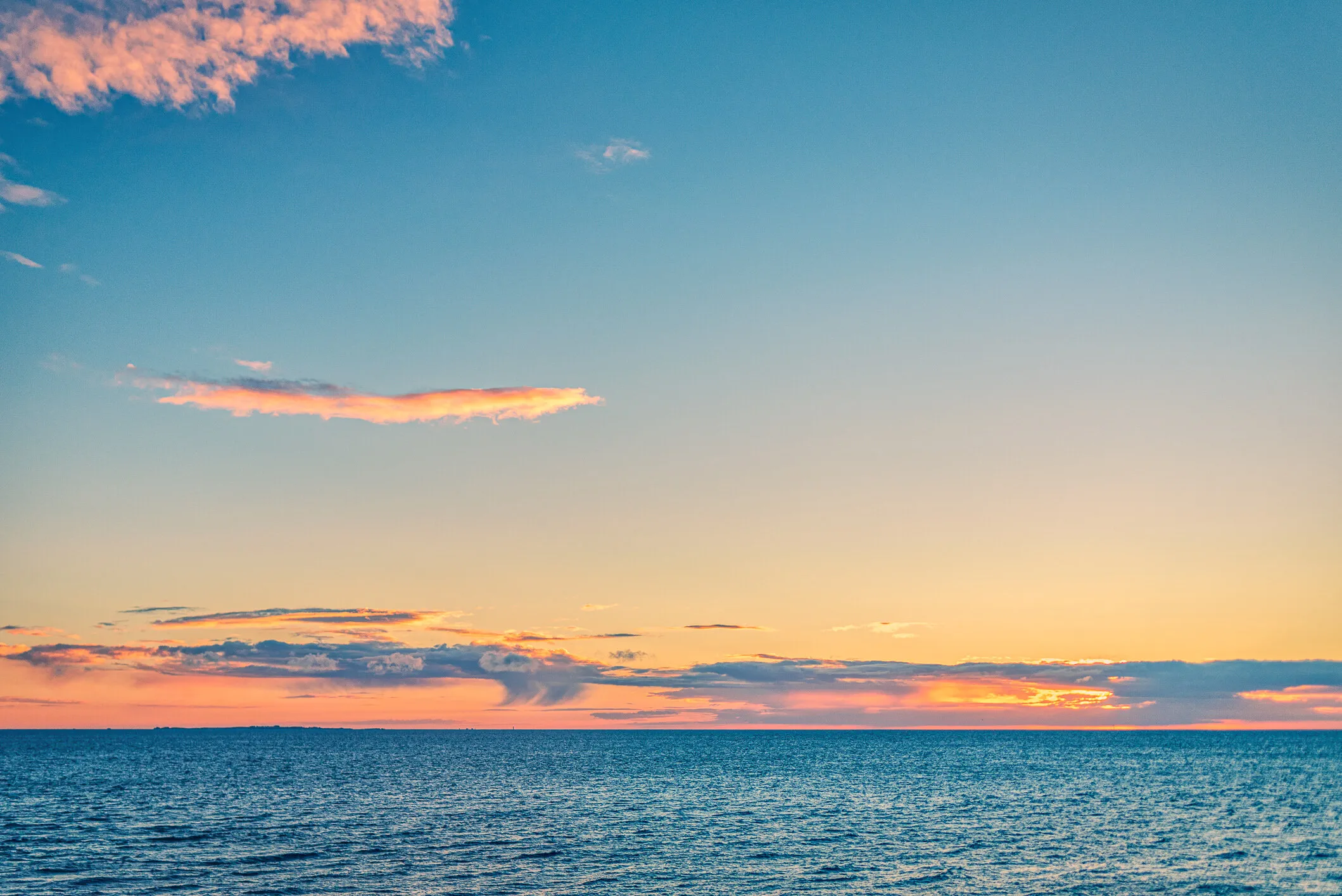 Sea on the evening