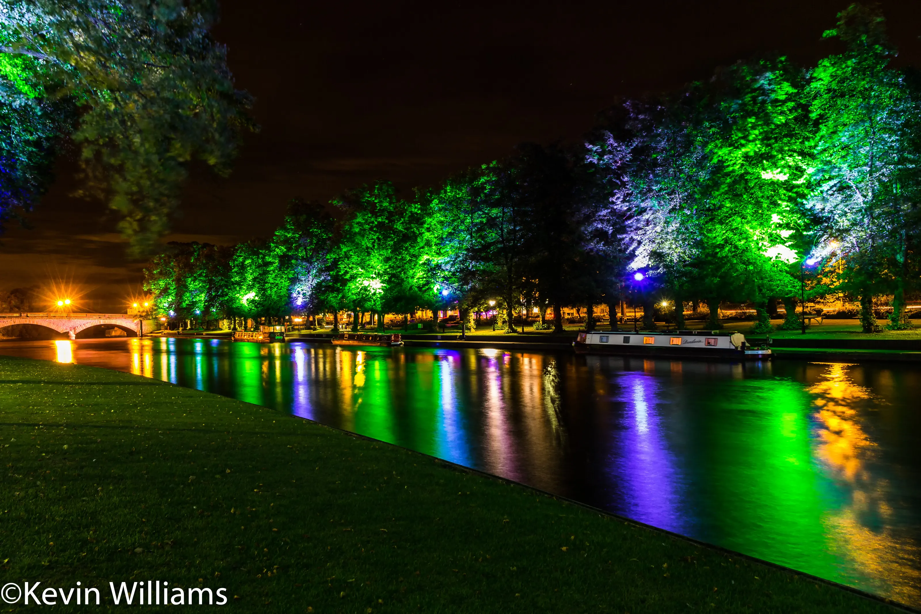Evesham Waterside at night