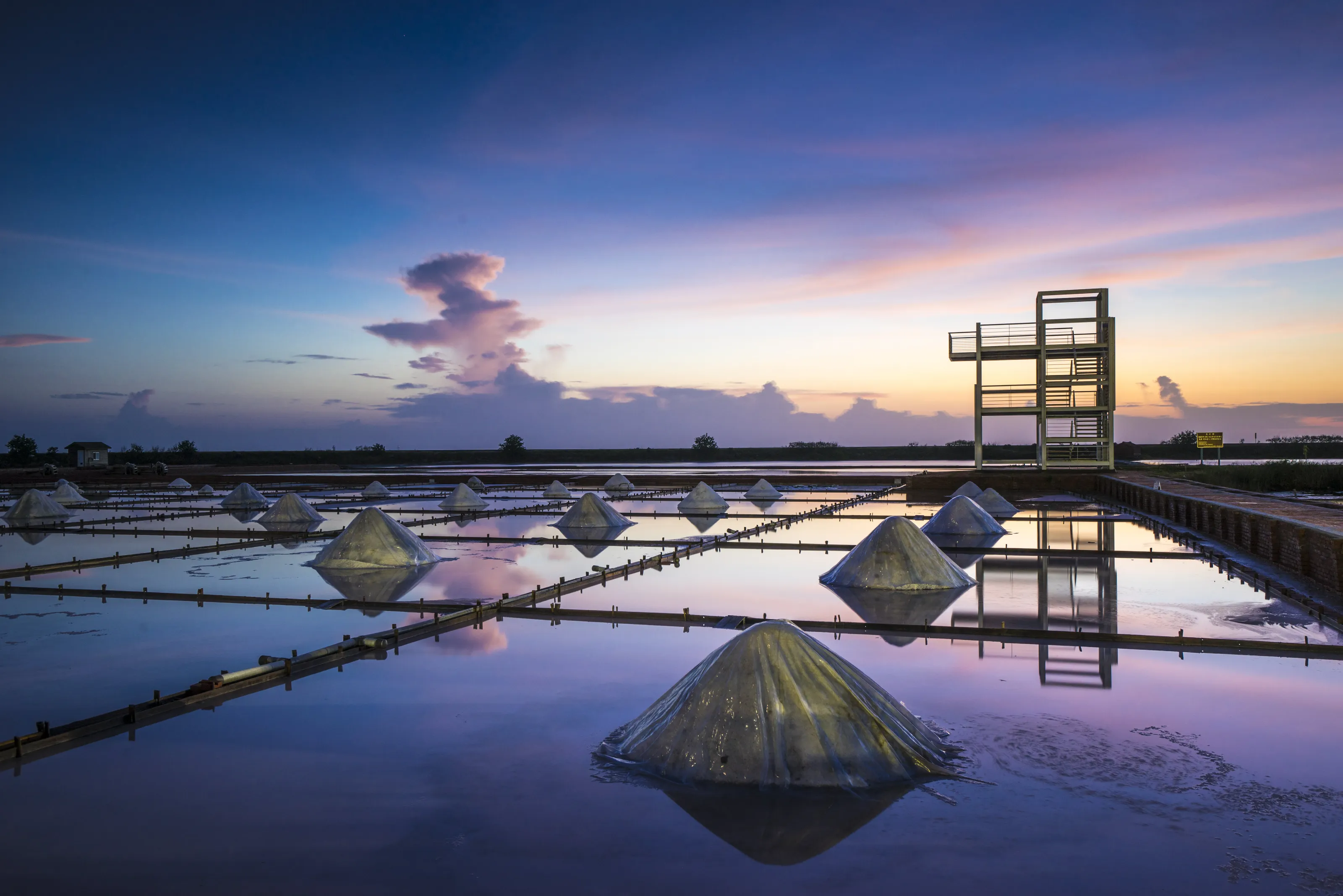 Magic Moment of Tainan Salt Field