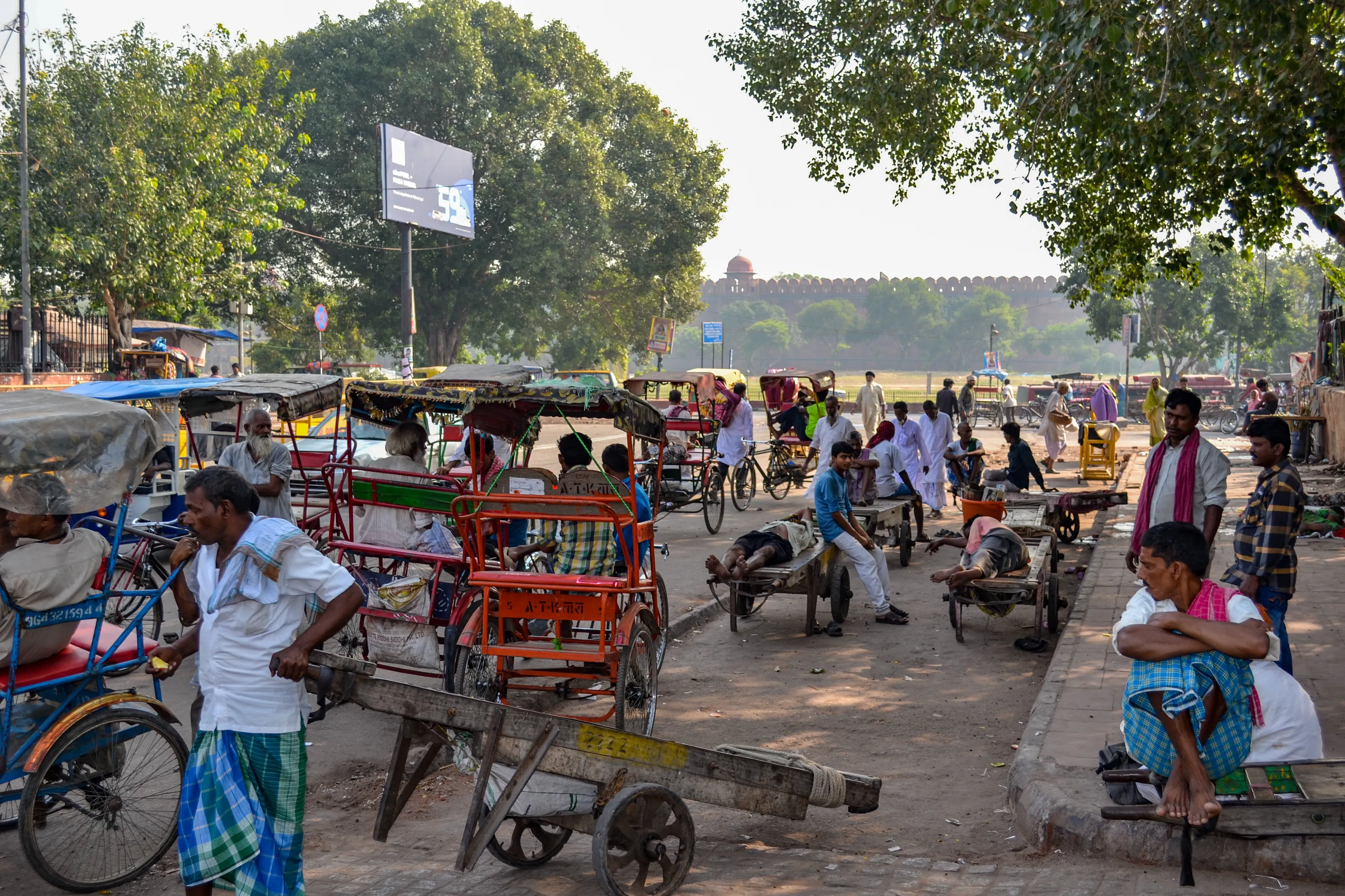Day-paid labourers, Chandni Chowk Road, New Delhi, India