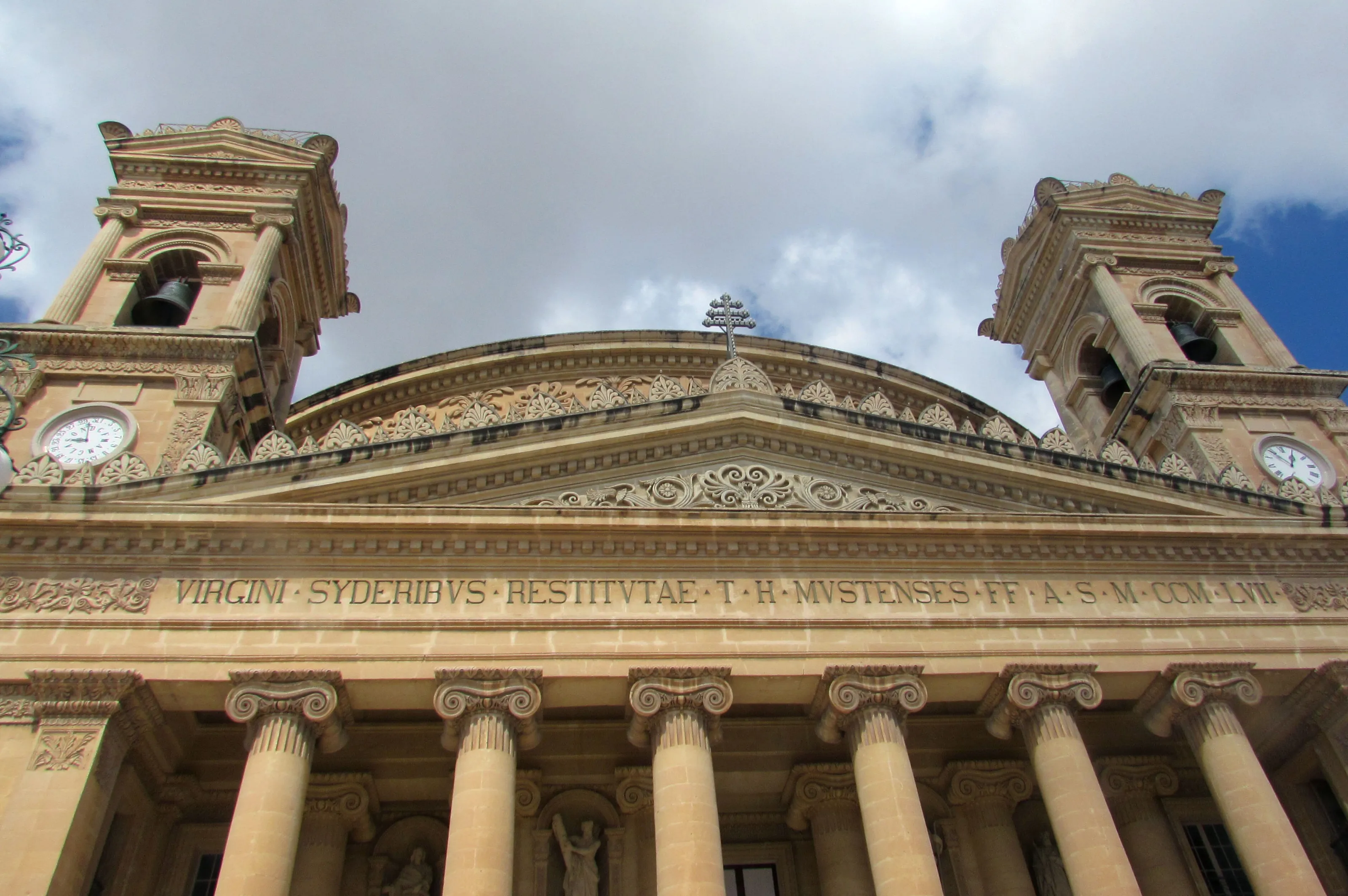 Mosta rotunda