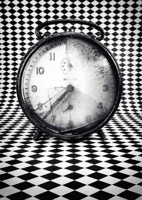 Broken clock
