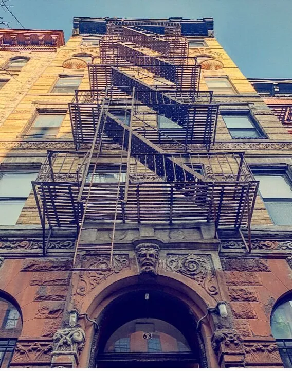 Entry 6486223