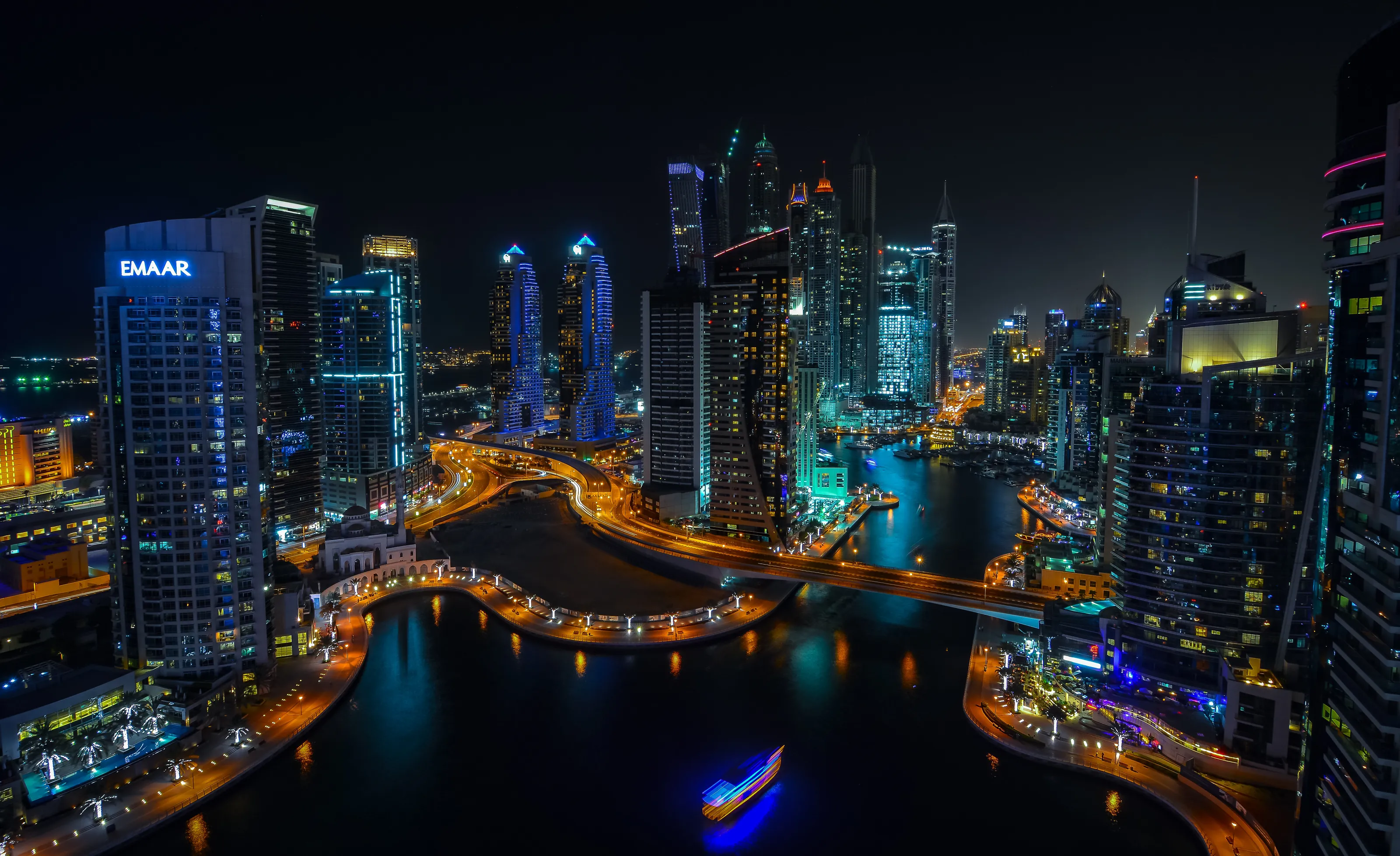 Dubai Marina at night