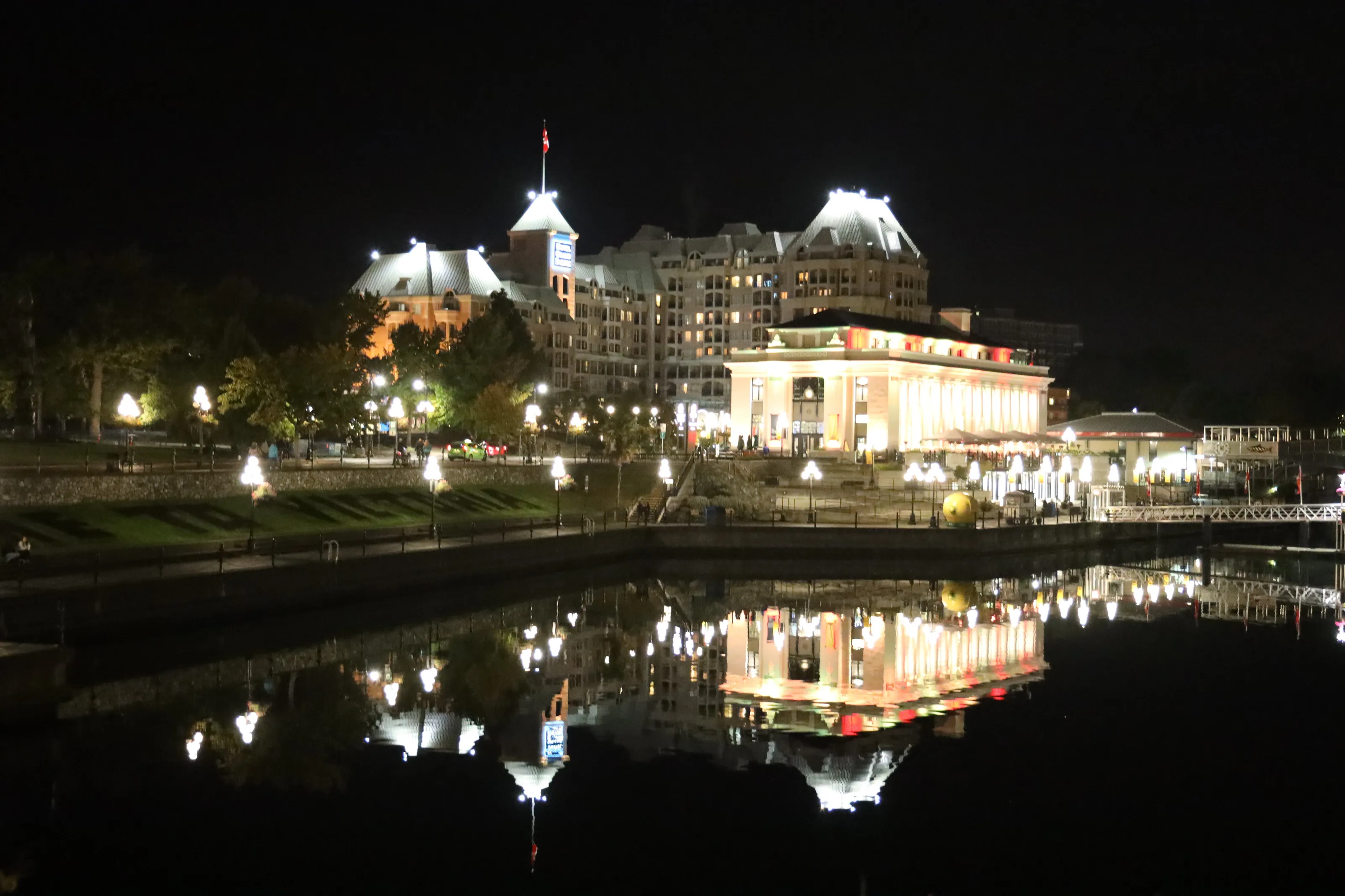 a night in Victoria...
