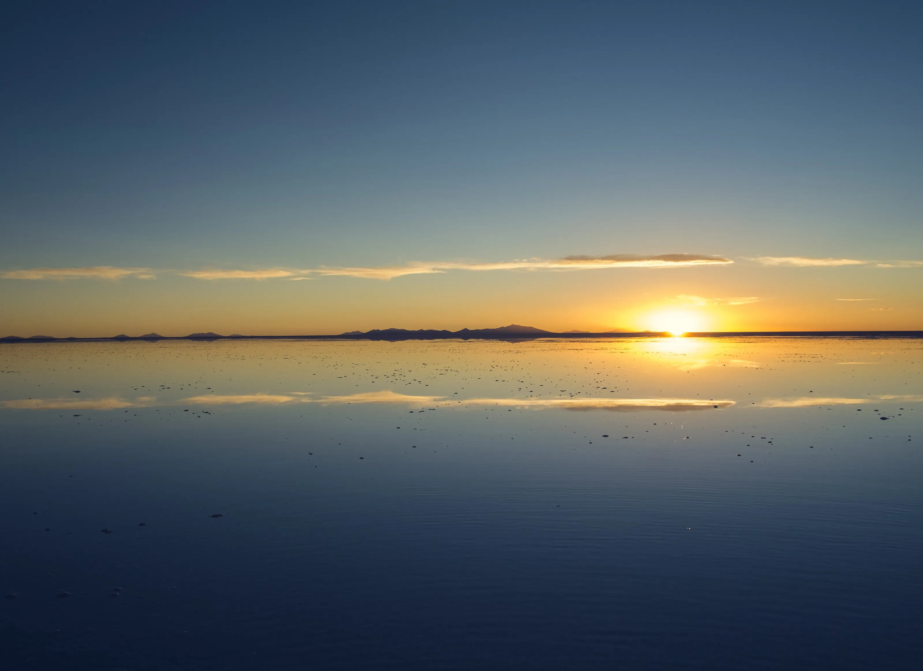 Sunset salar de Uyuni - Bolivia
