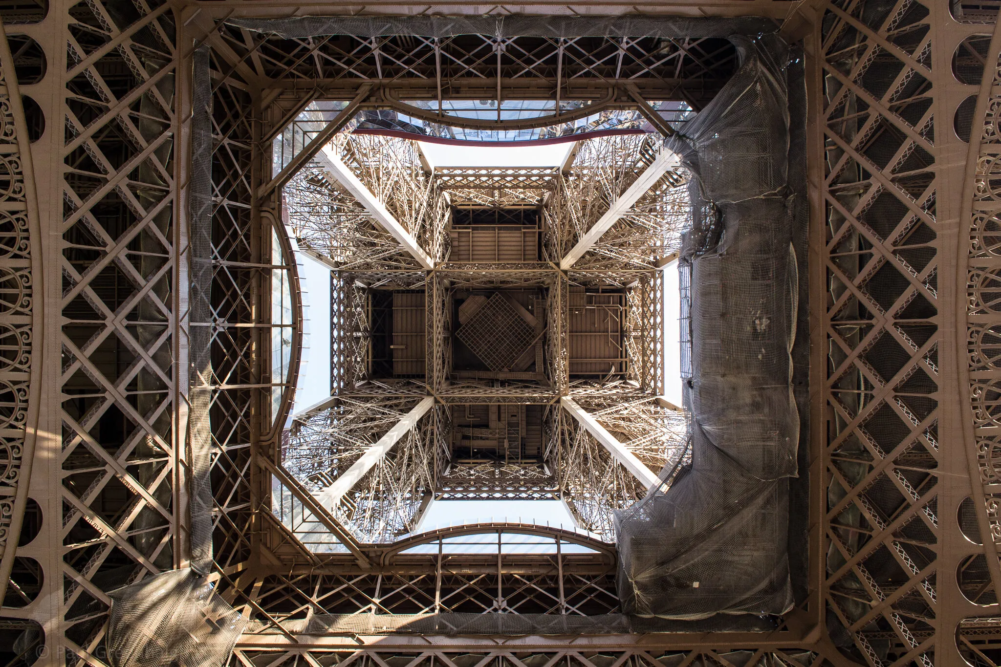 Eiffel Up