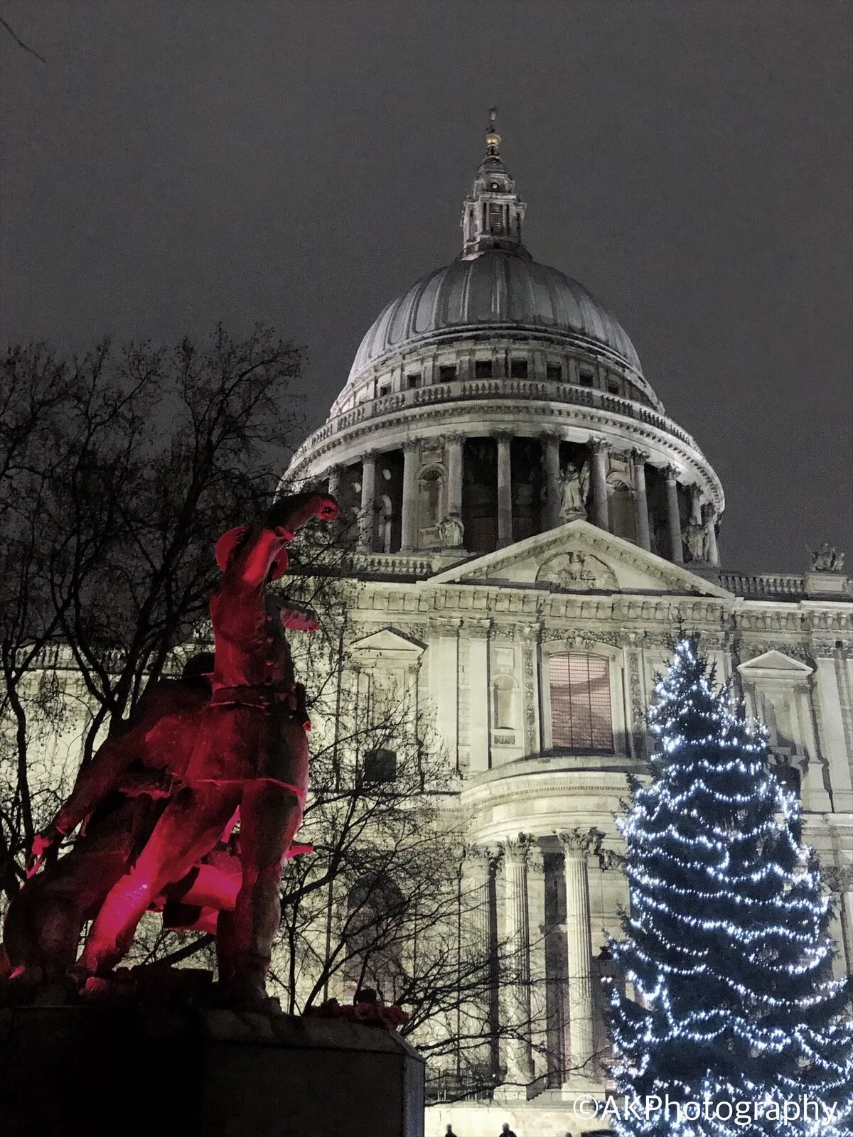 St Paul's Cathedral at christmas