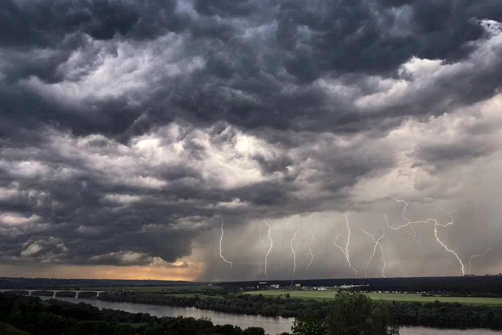 Storm is coming