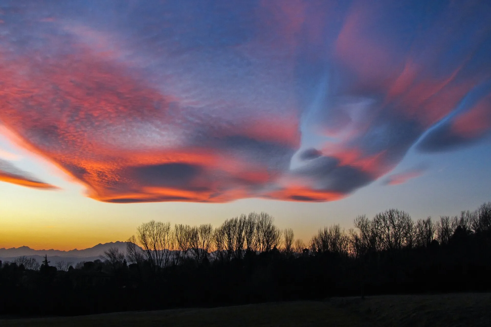 An alien sunset