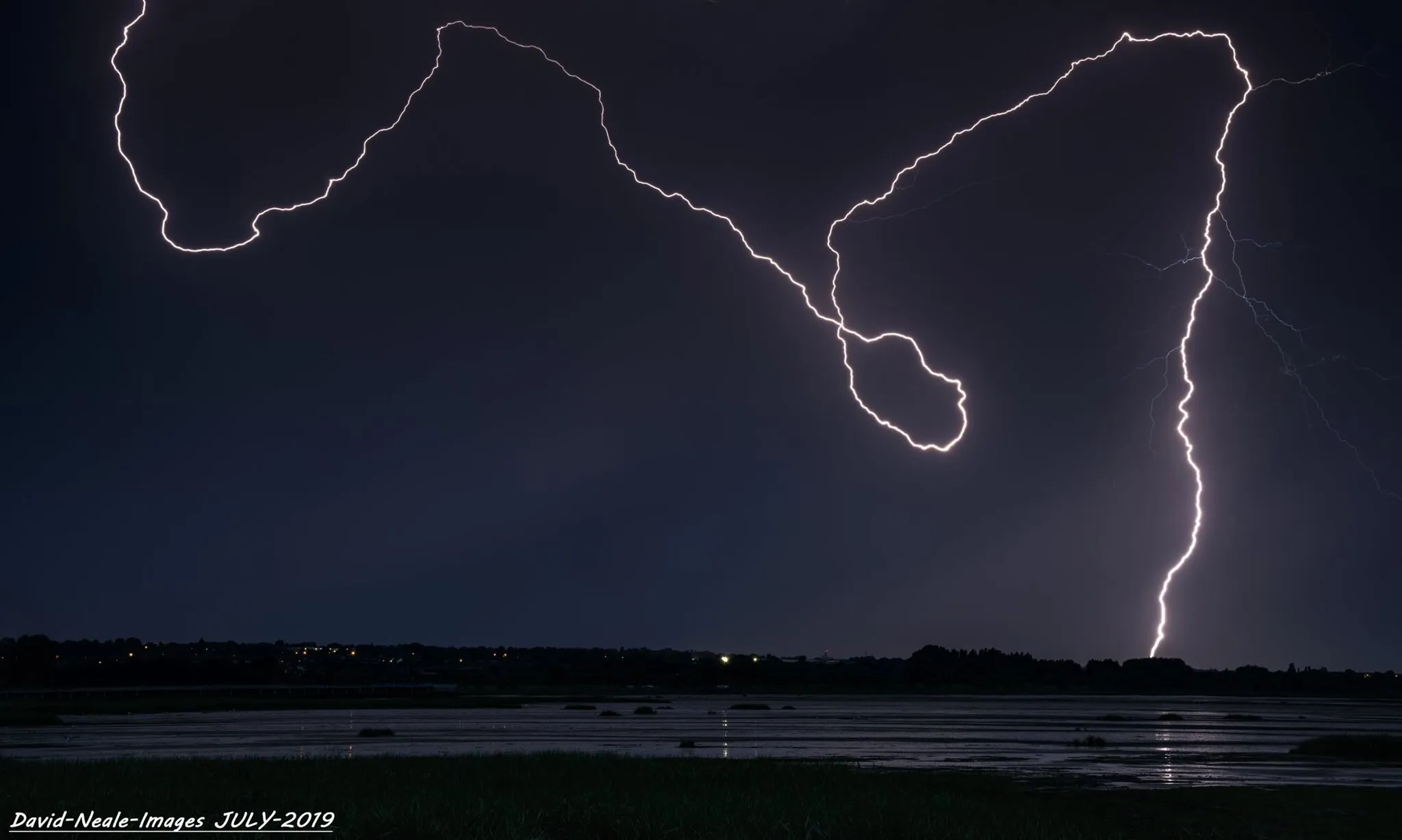 Loopy Lightning!