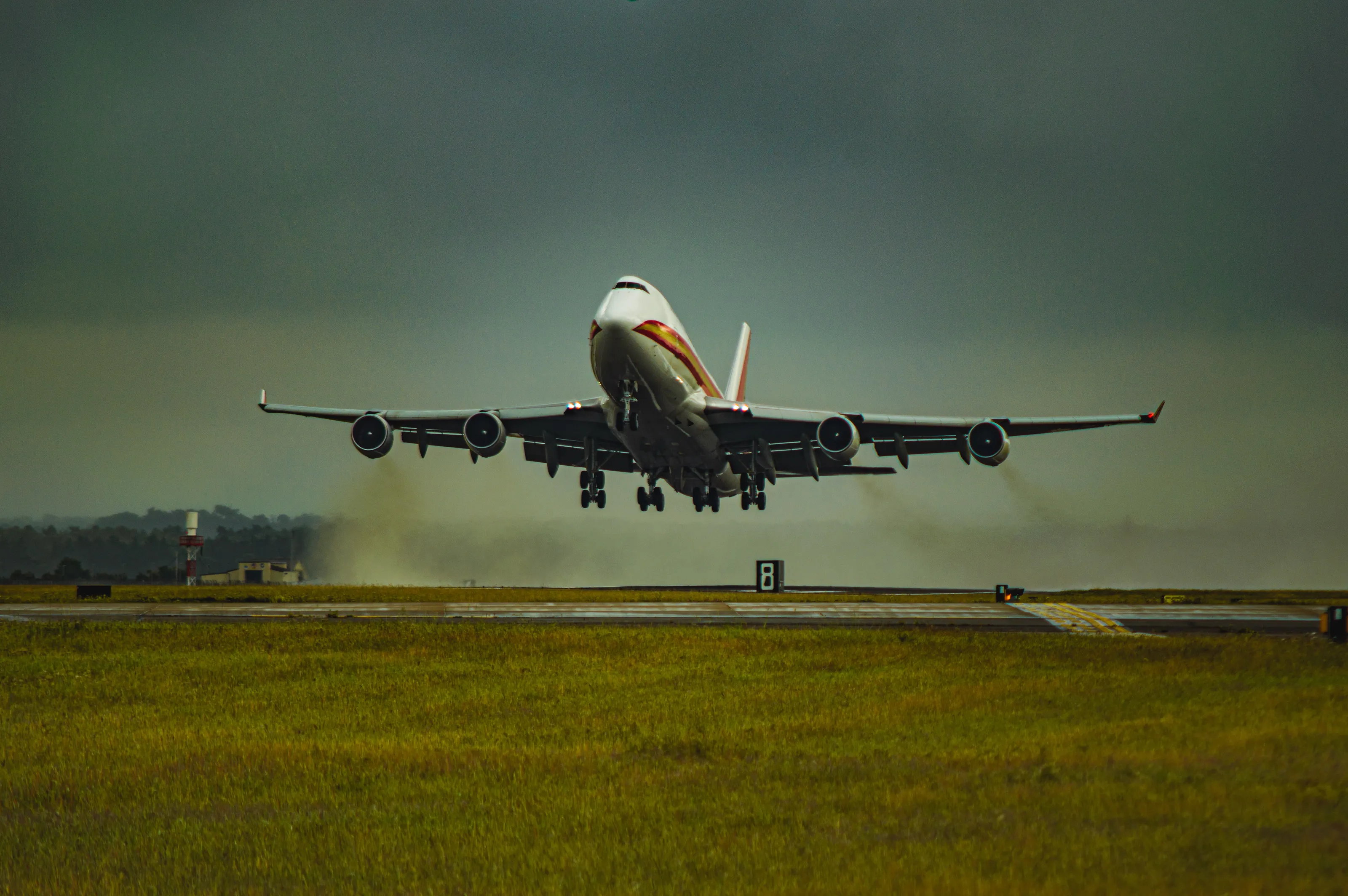 747 take off