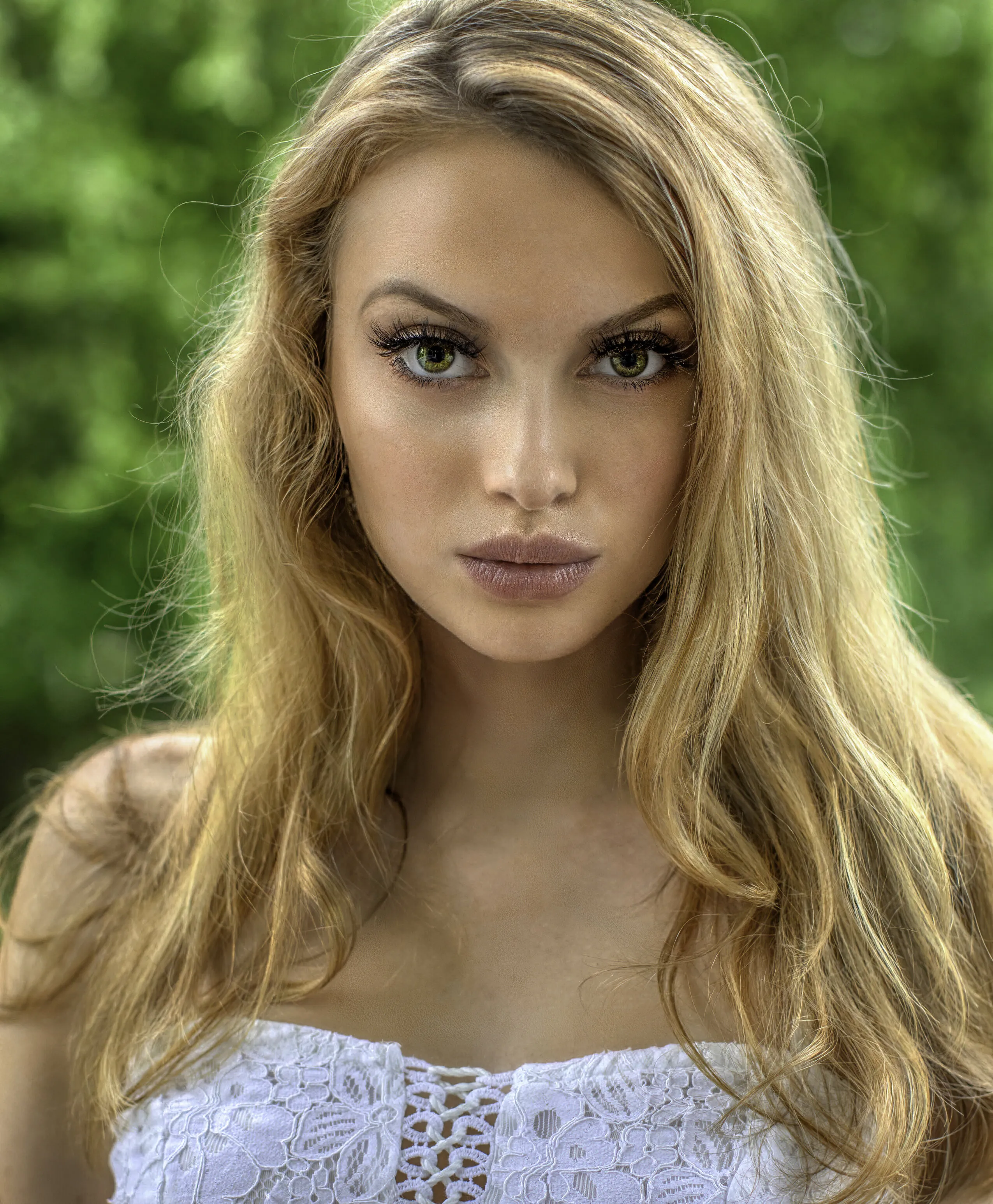 green eyed lady