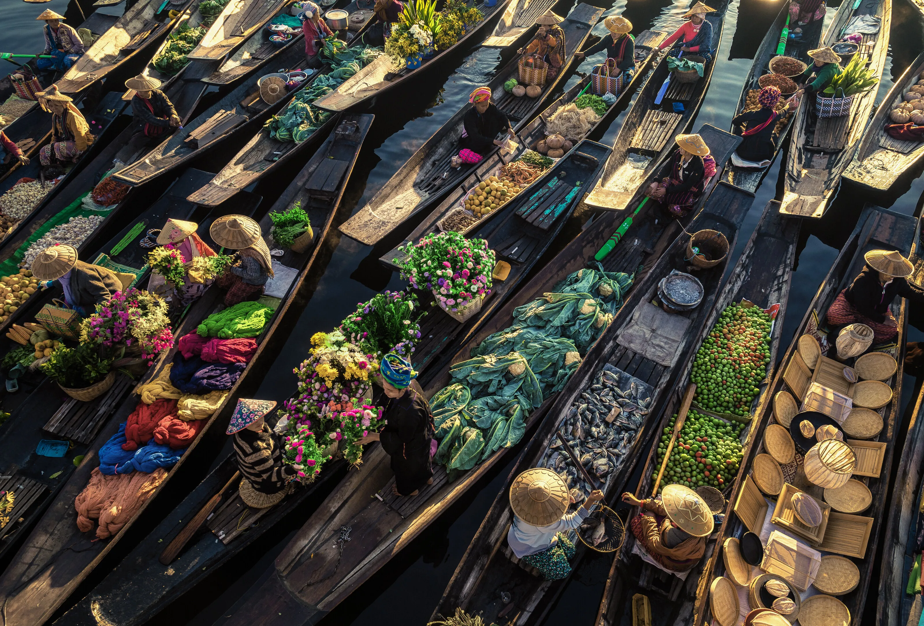 Floating market