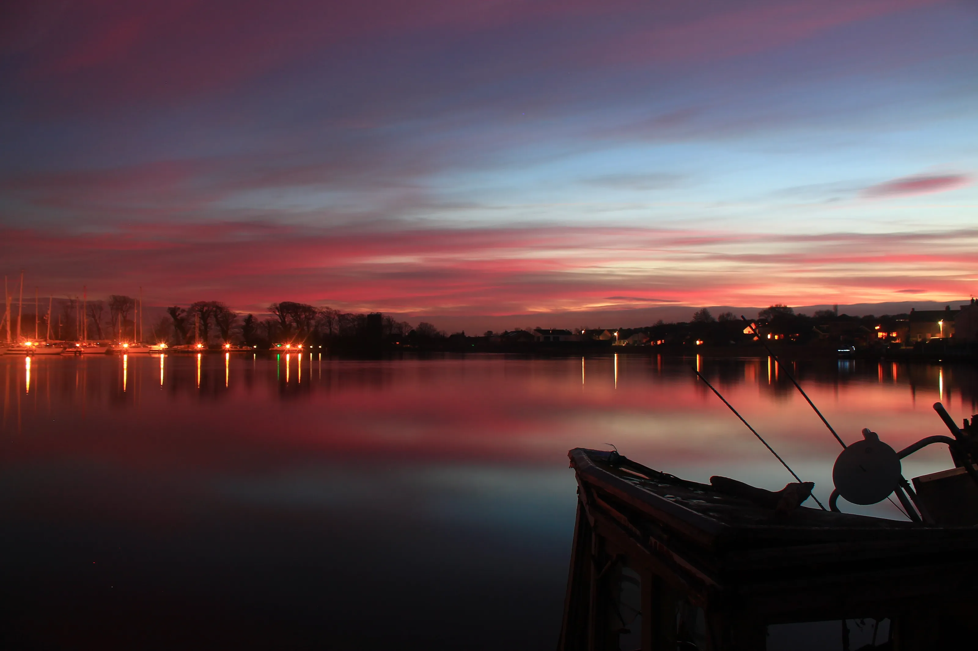 As night arrives