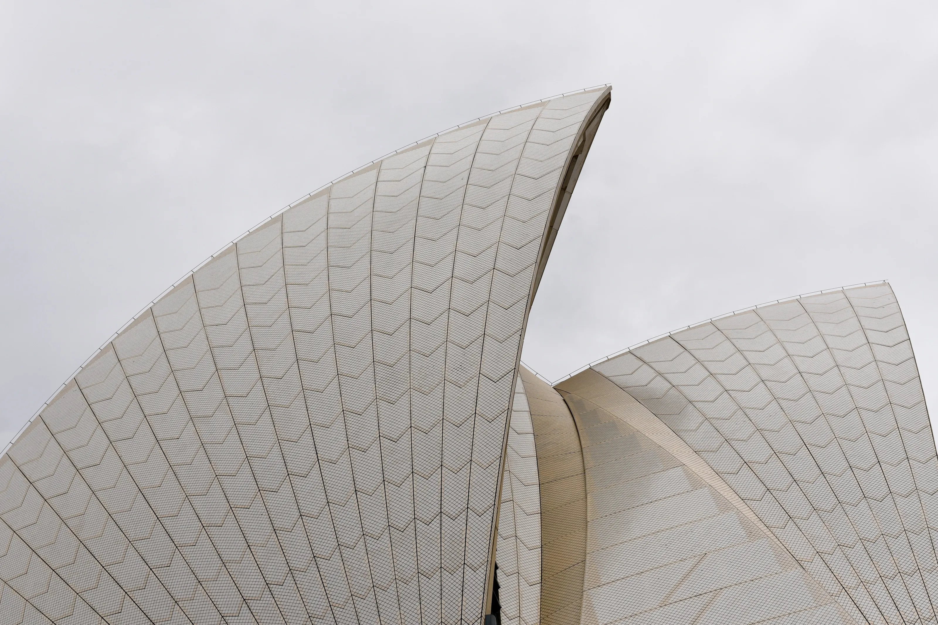 Sydney opera house on a cloudy day