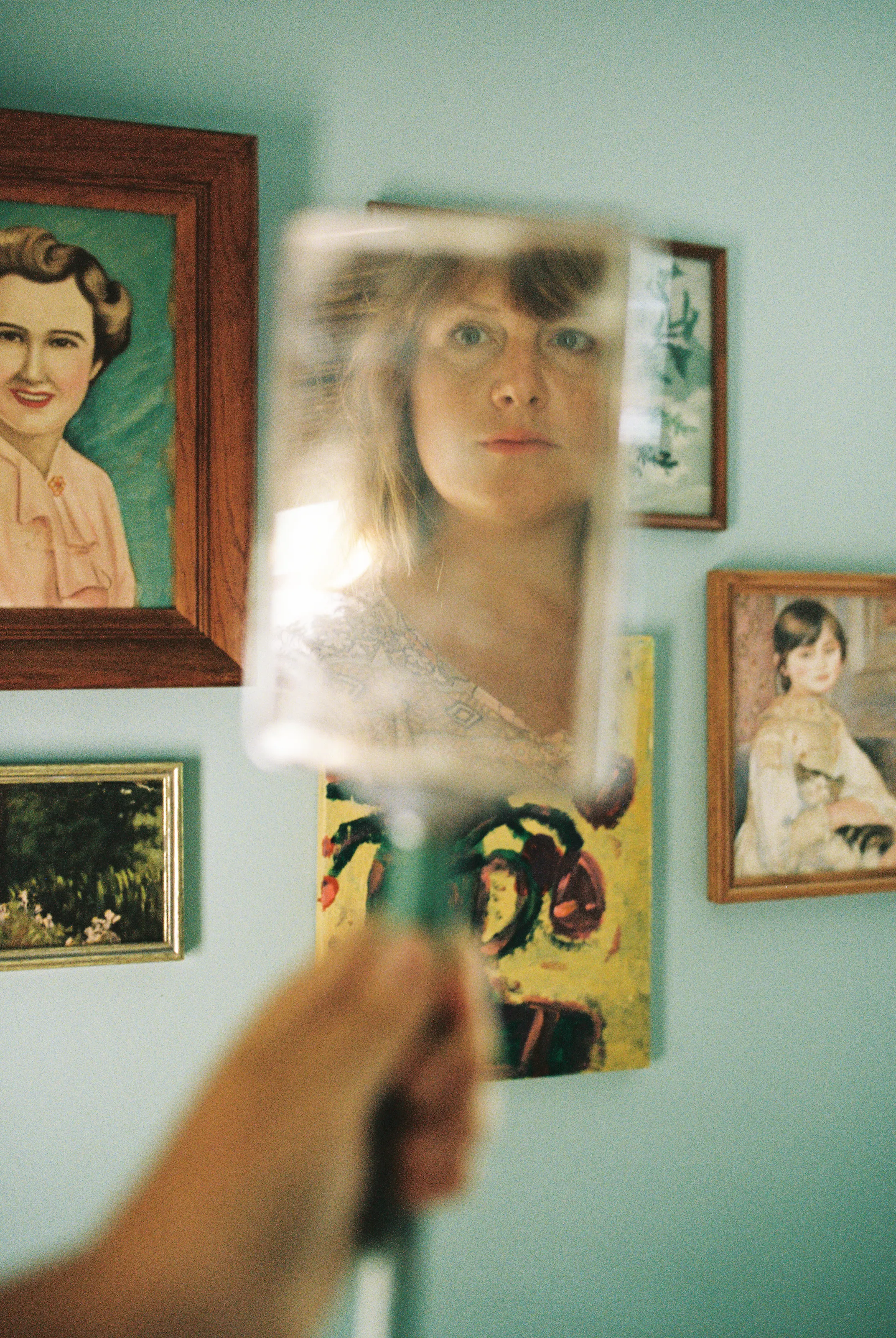 Rachel in her teenage daughter's bedroom