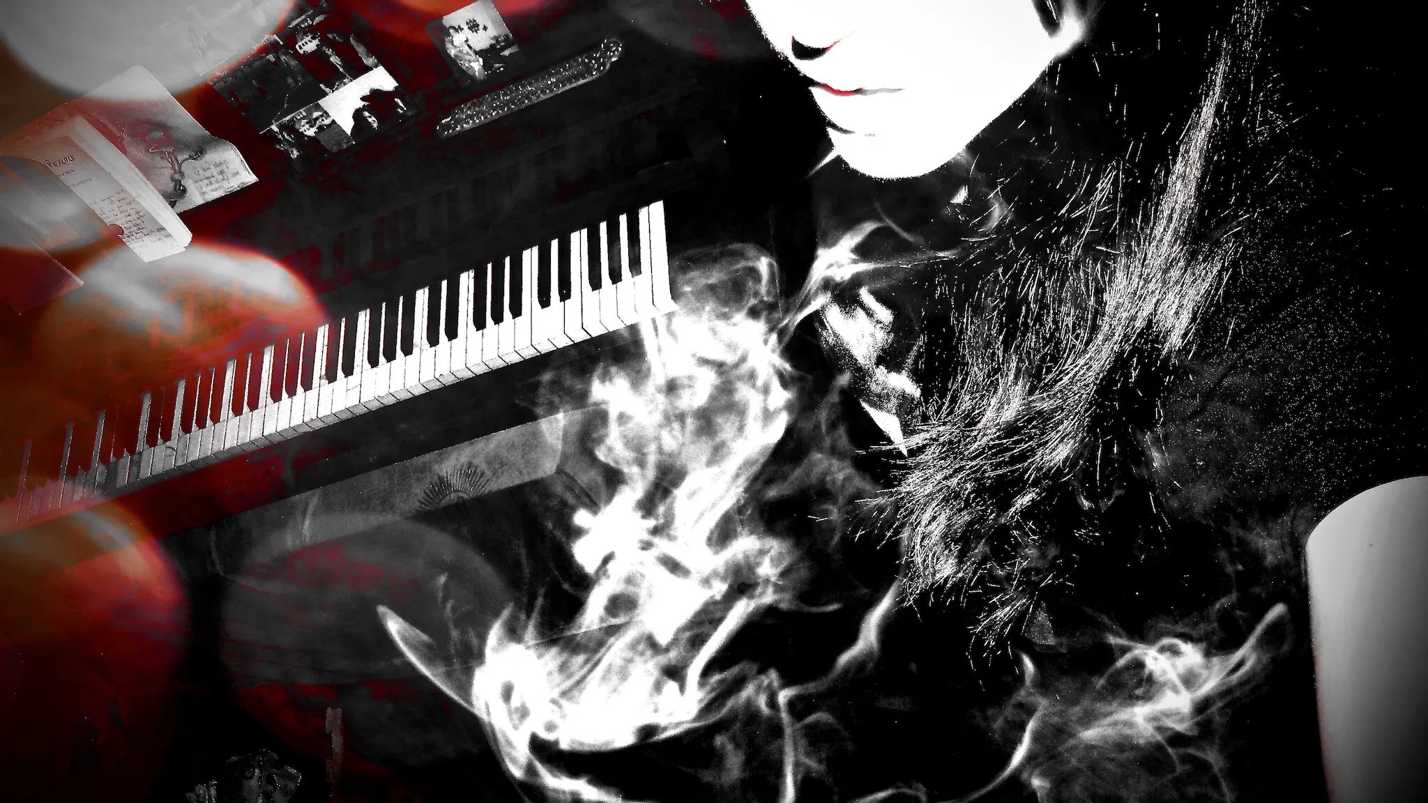 Red Balloons From Piano