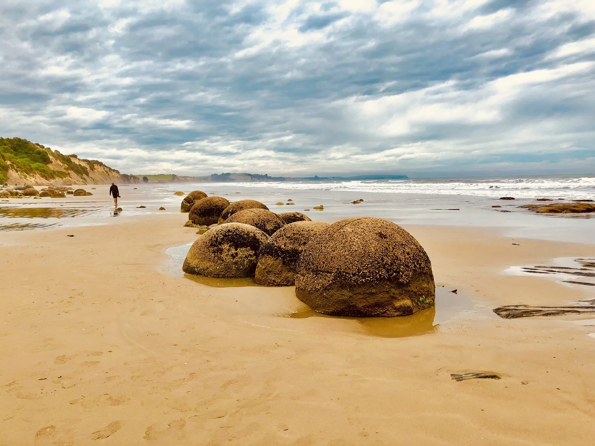 Moreaki Boulders,
