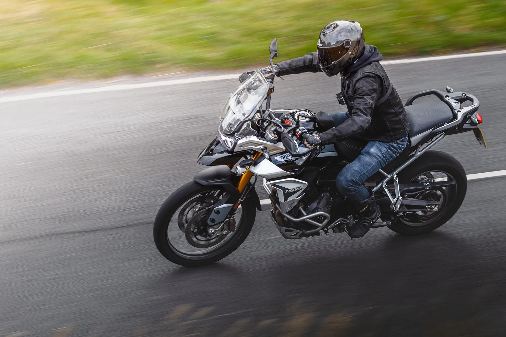 Triumph Tiger 900