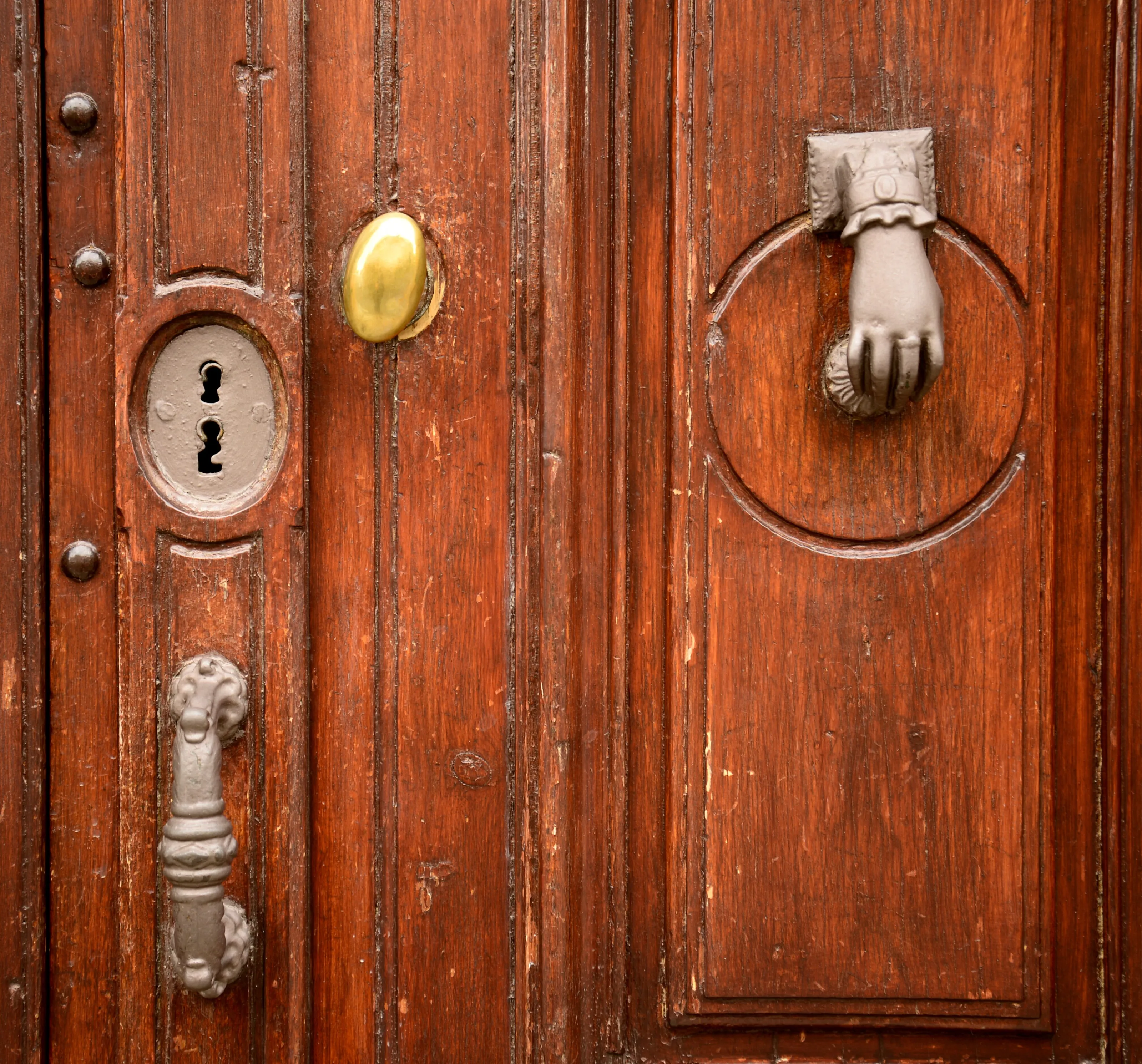 Languedoc door