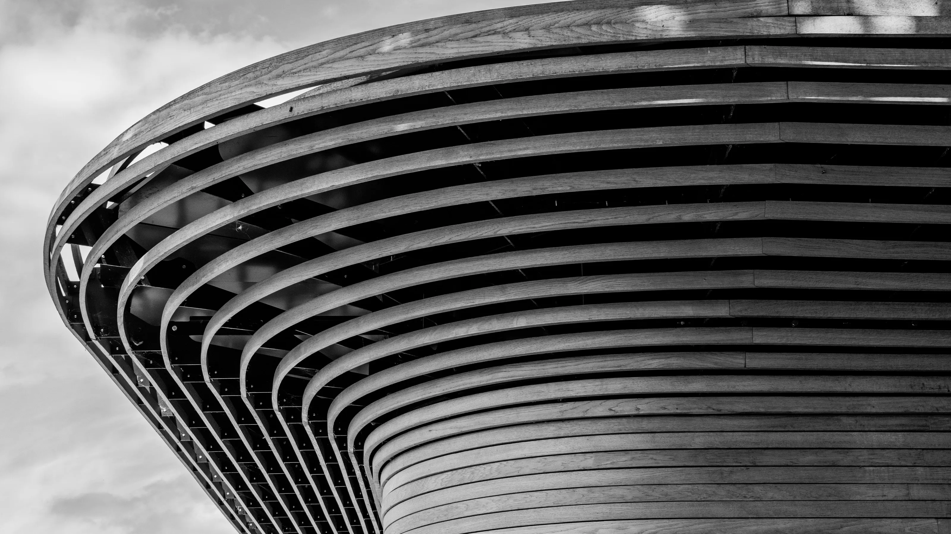 Groovy Curves