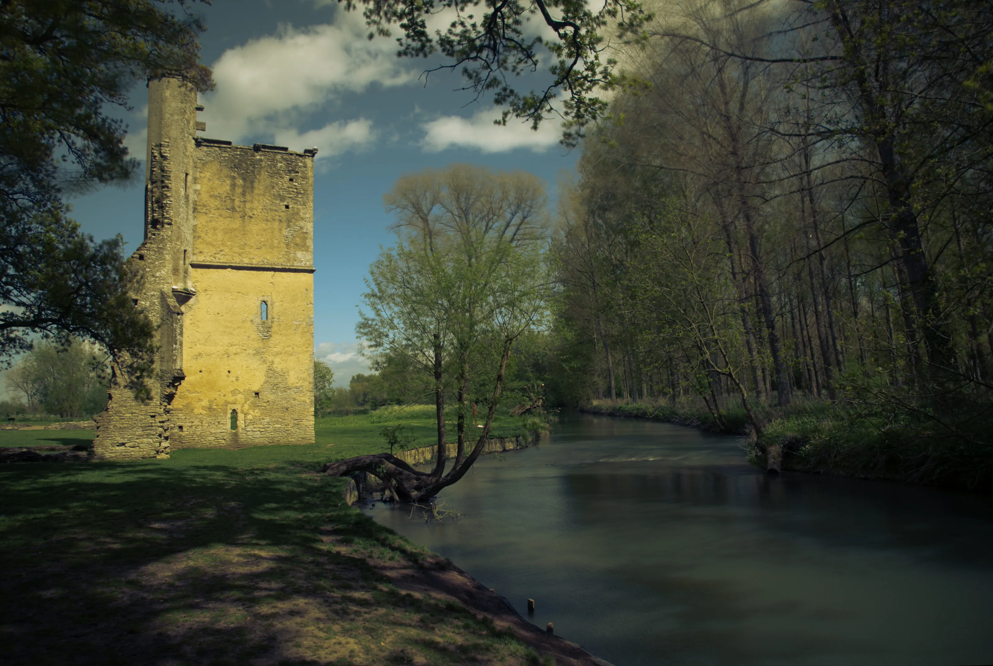 Minster Lovell Hall