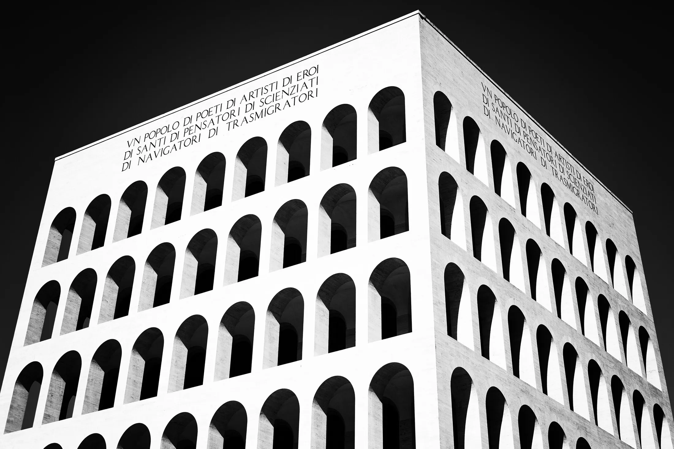 UN POPOLO DI POETI DI ARTISTI DI EROI...