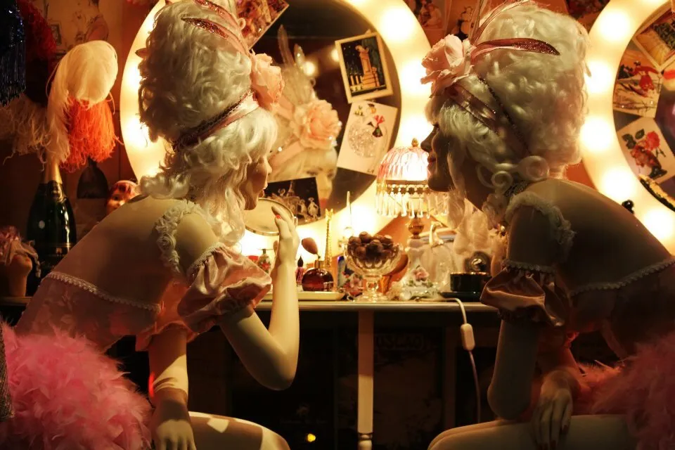 Plastic Gossip