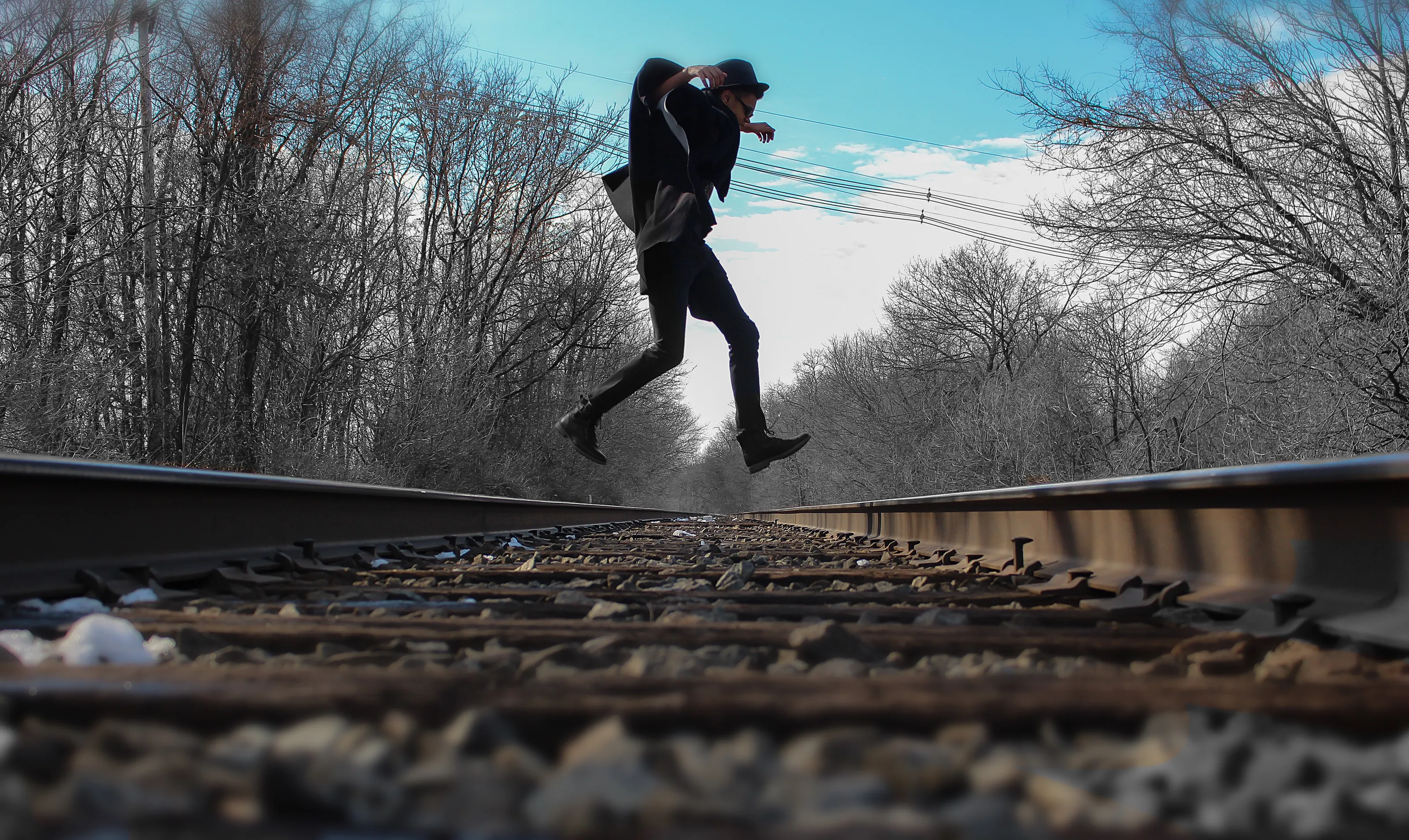 Train hopping