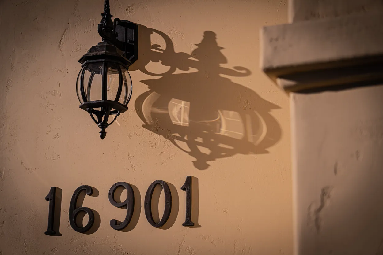 Entry 14810025