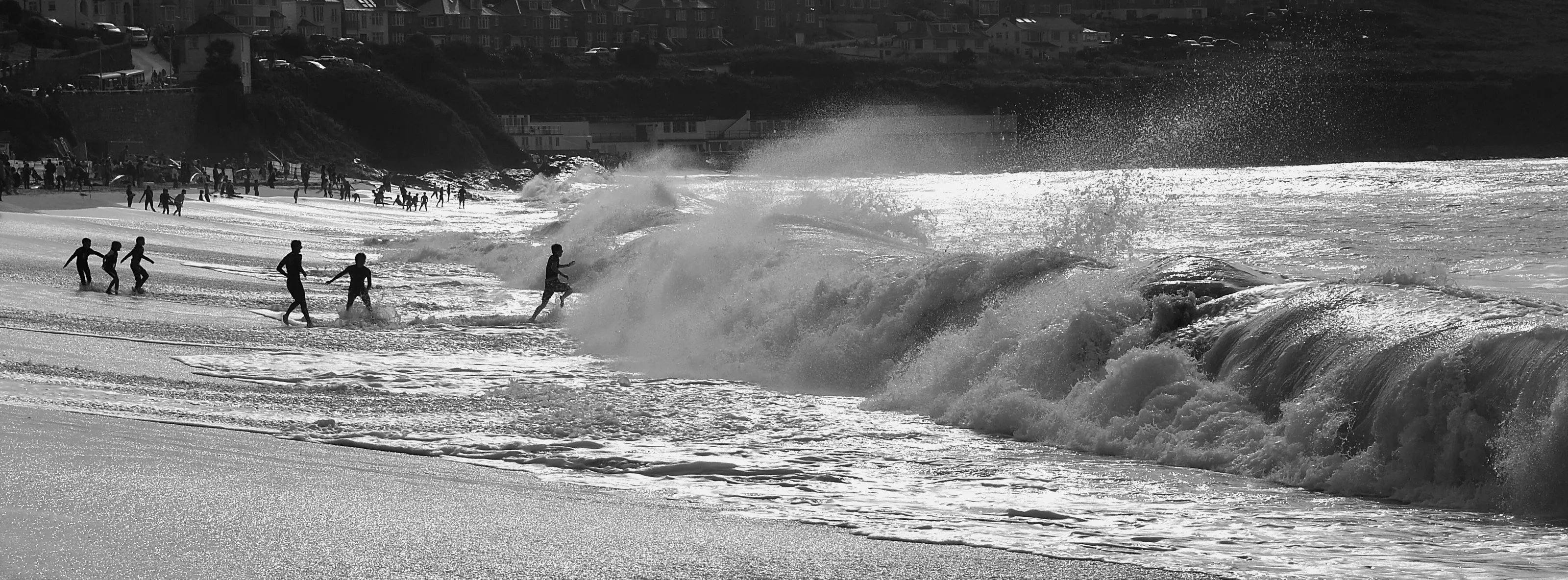 Wave Dare Games