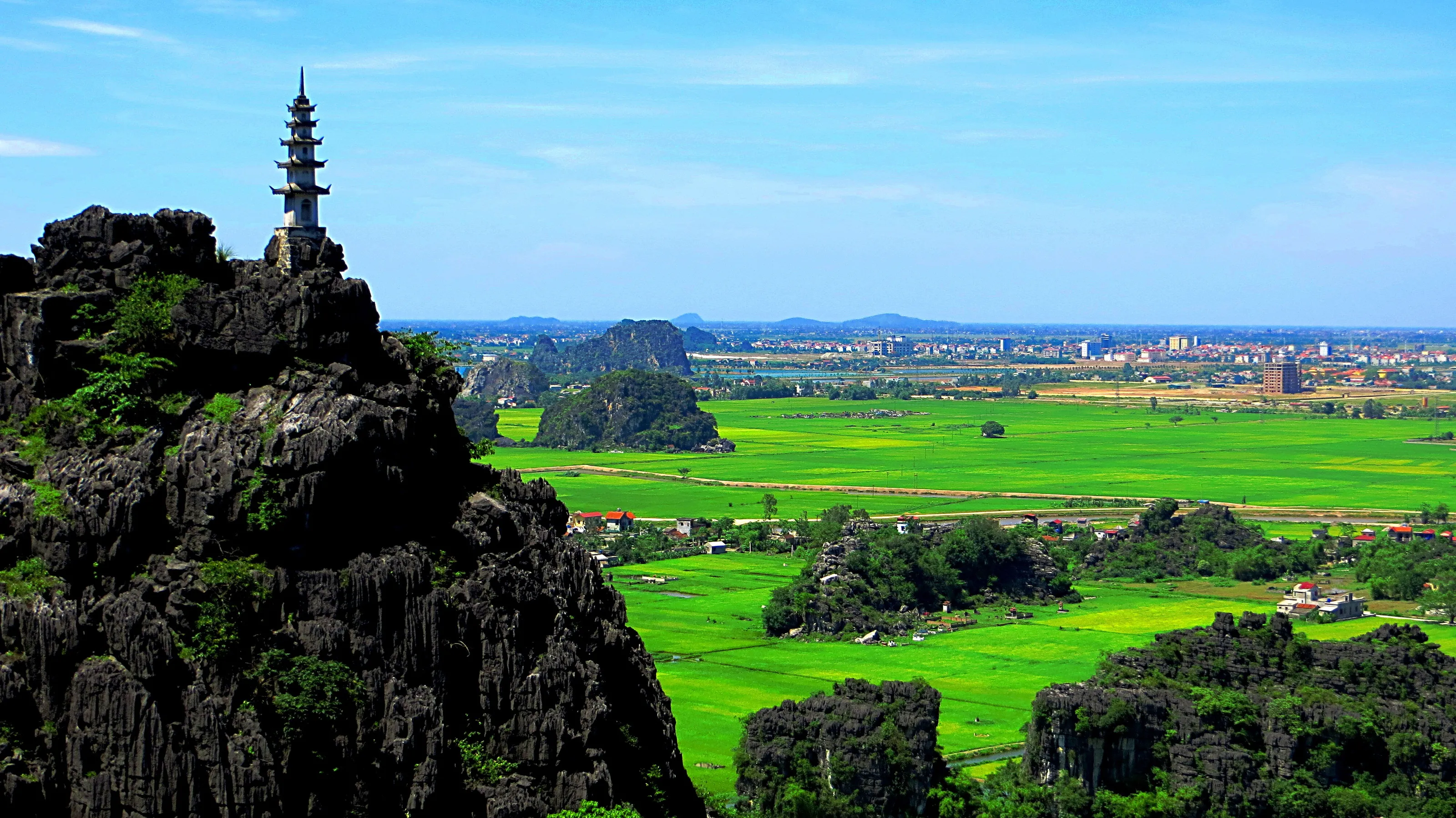 The colors of Vietnam