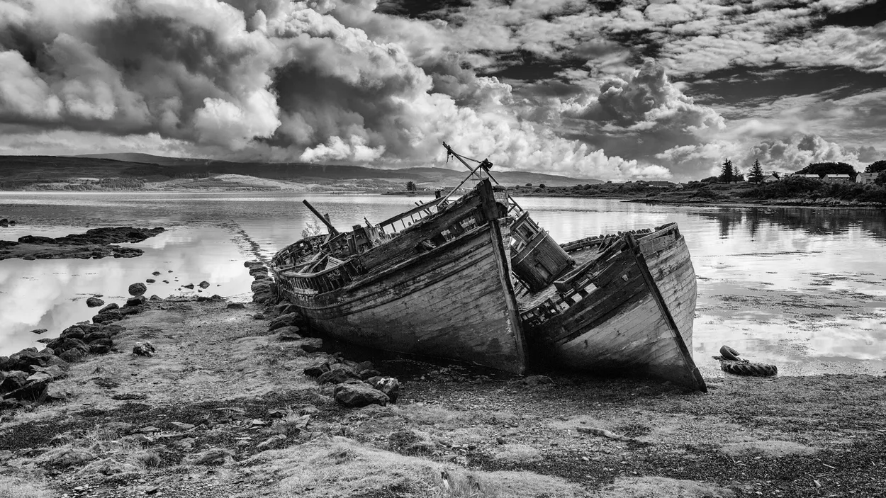Stranded Boats in Black and White - transport photo contest ...