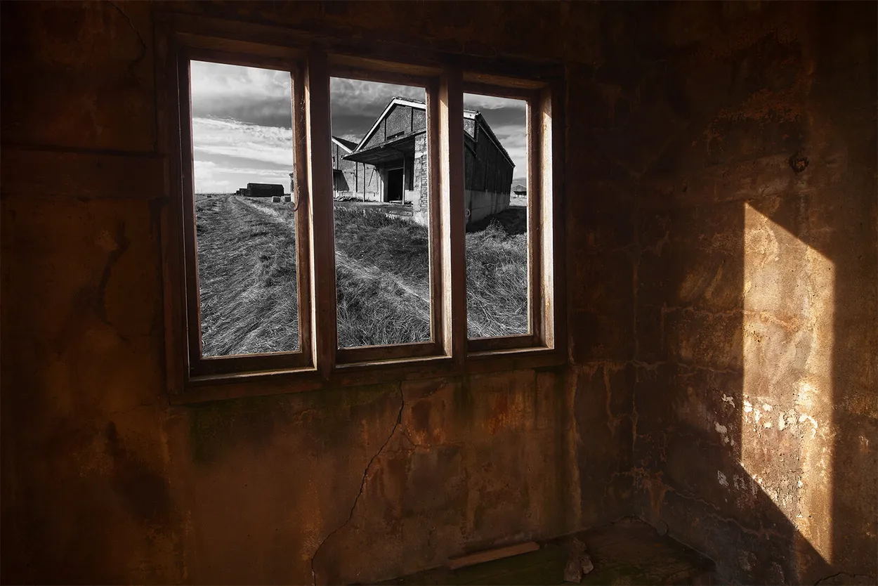 Mono Through the Window