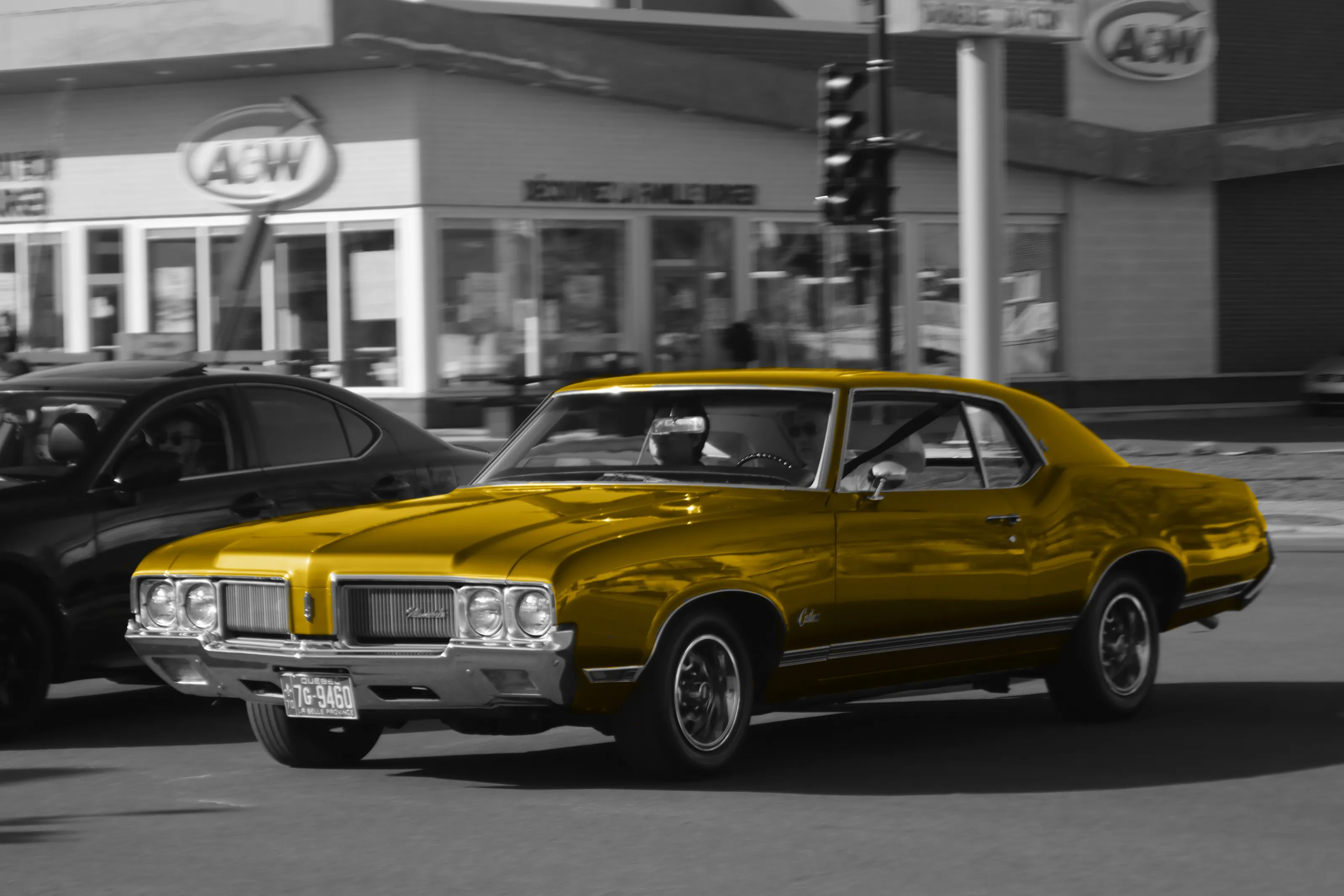 Cruisin' around on a sunny Sunday